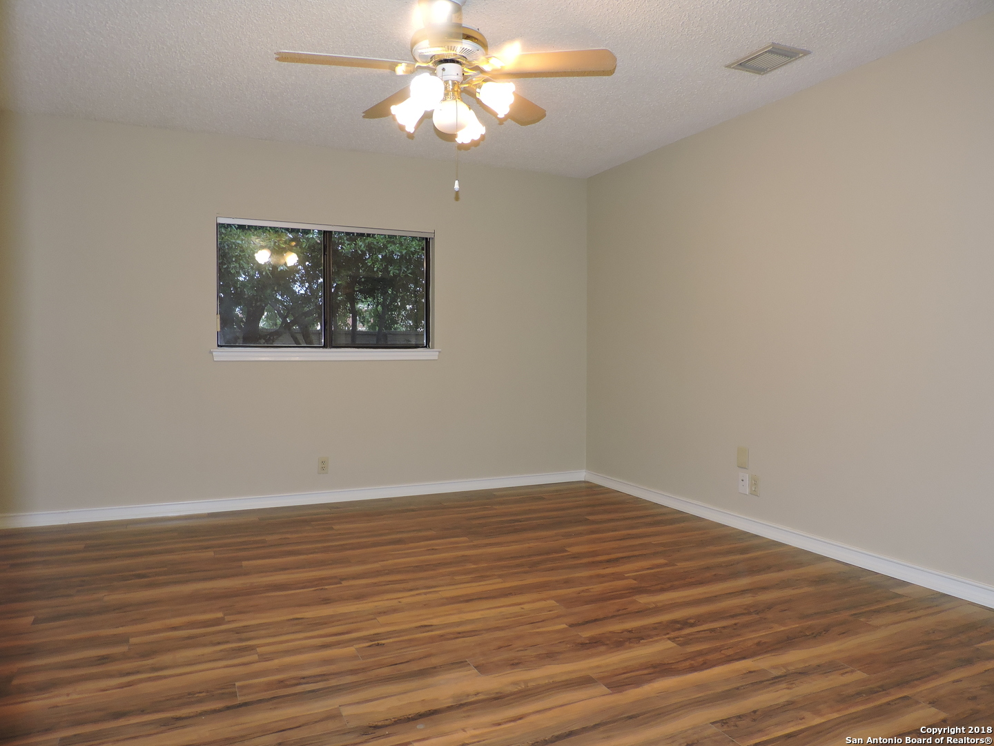 13035 Woller Valley , San Antonio, TX, 78249 | 1321041 | Realty Texas LLC