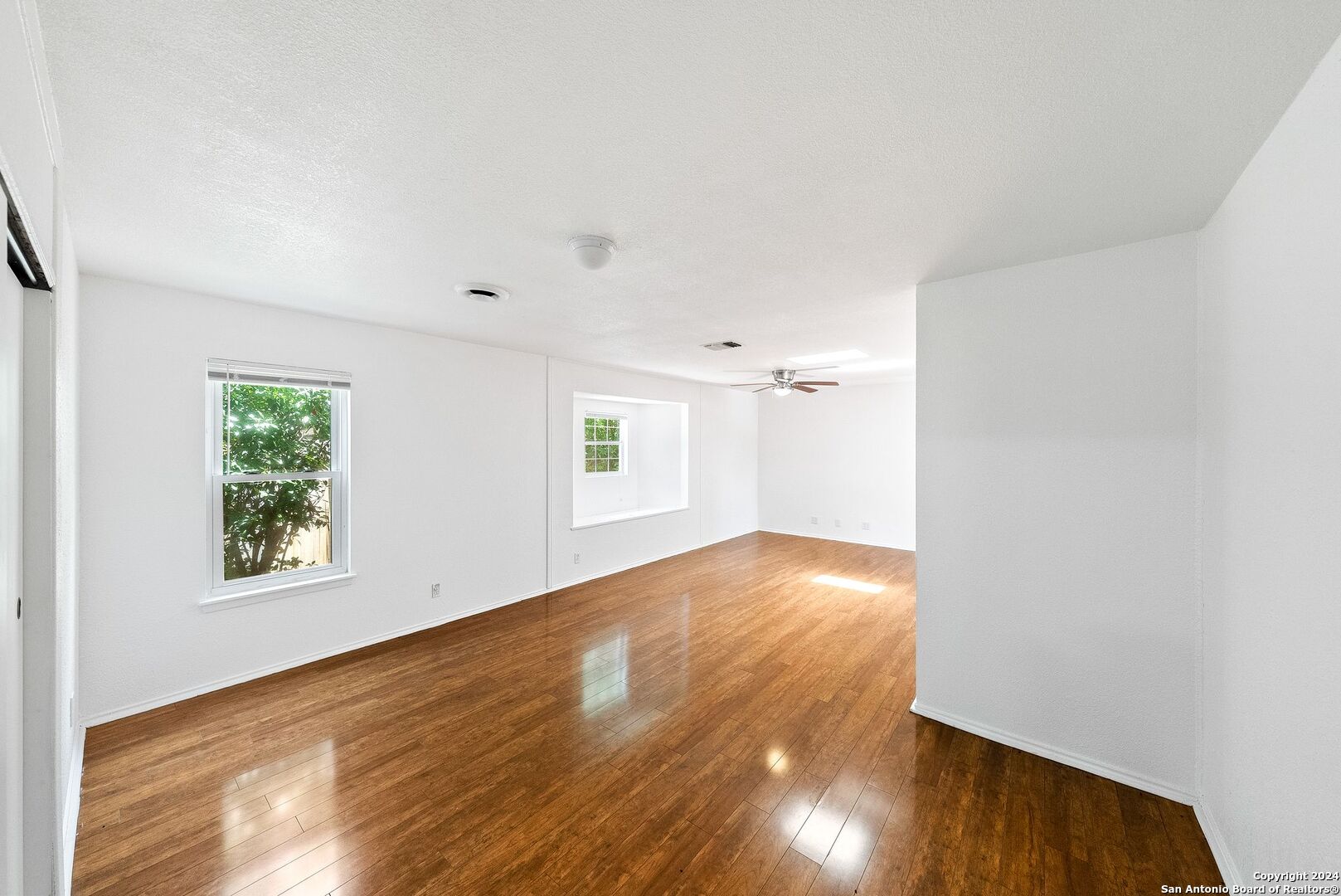 8323 Starcrest Dr , San Antonio, TX, 78218-2428 | 1790946 | Realty Texas LLC