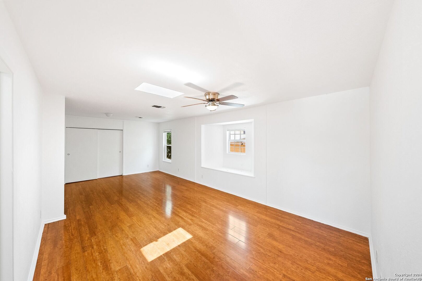 8323 Starcrest Dr , San Antonio, TX, 78218-2428 | 1790946 | Realty Texas LLC