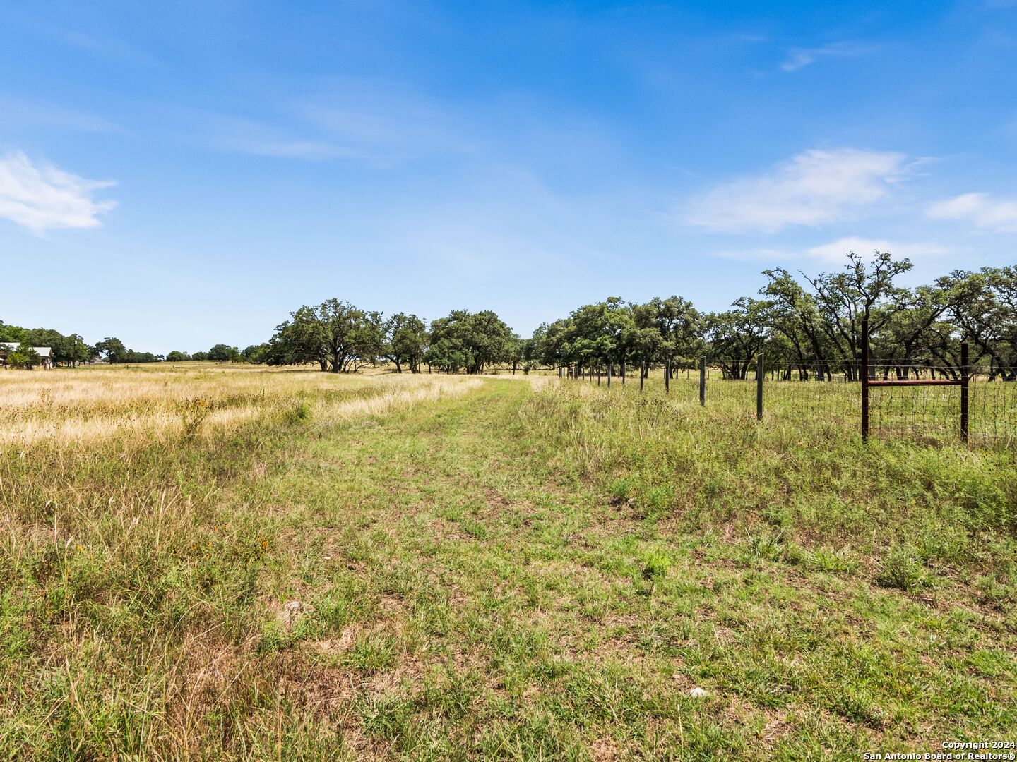 17 Old Fredericksburg , Boerne, TX, 78015 | 1791709 | Realty Texas LLC