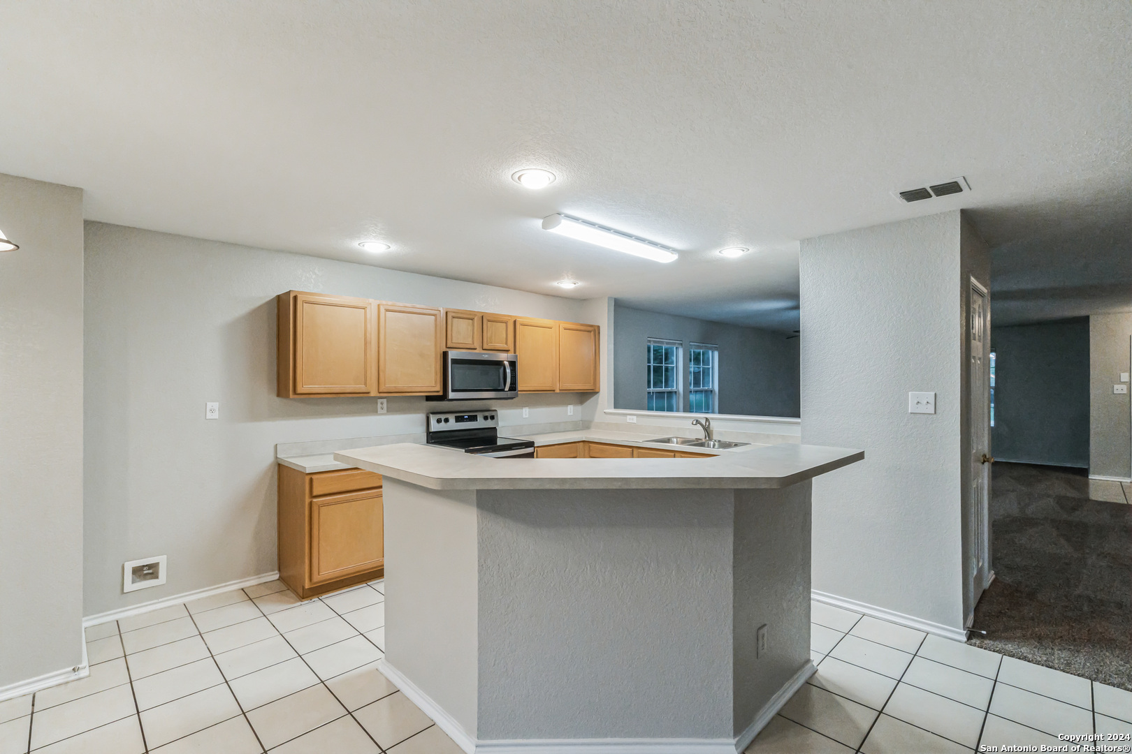 632 Nw Crossing Dr , New Braunfels, TX, 78130 | 1791887 | Realty Texas LLC