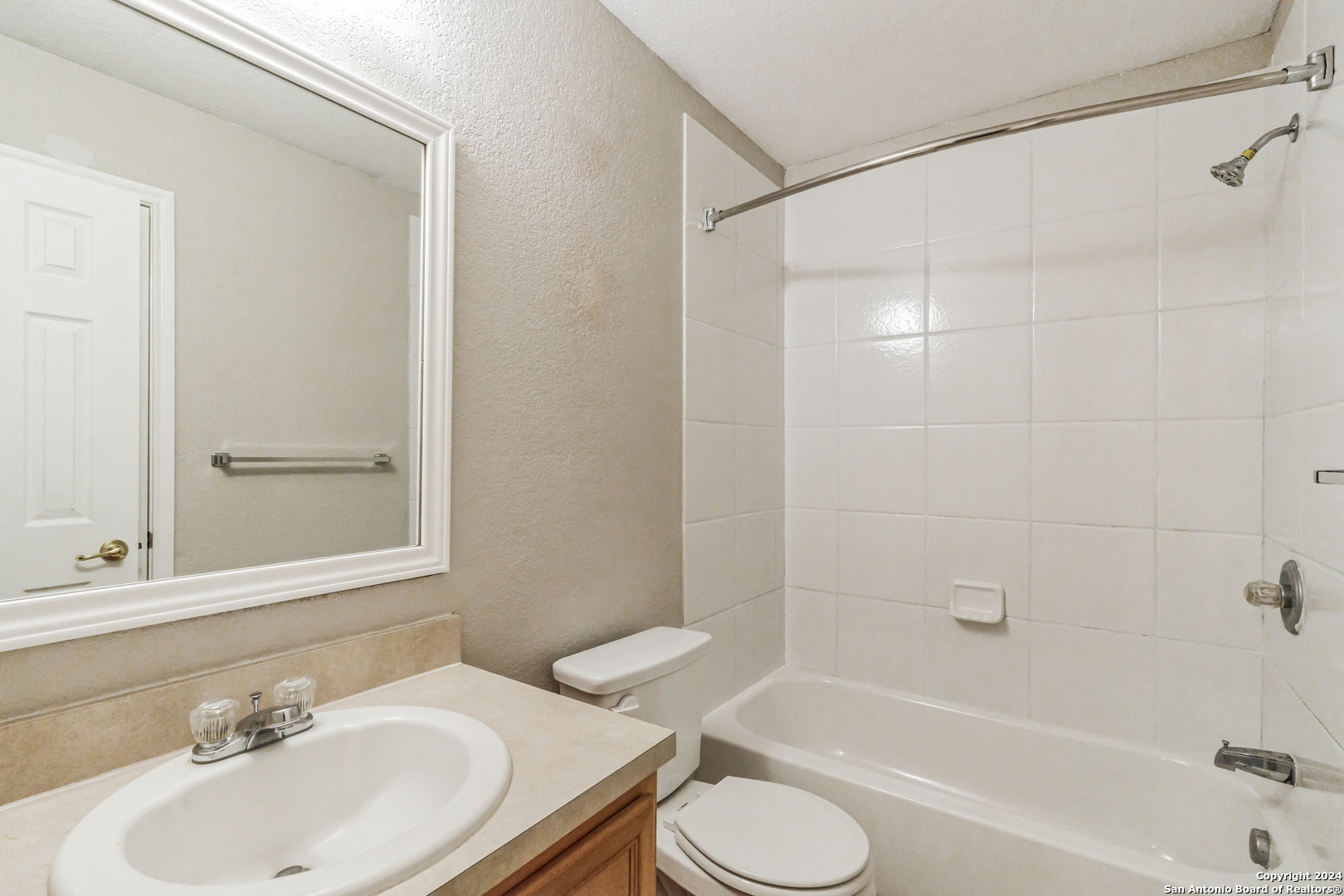 632 Nw Crossing Dr , New Braunfels, TX, 78130 | 1791887 | Realty Texas LLC