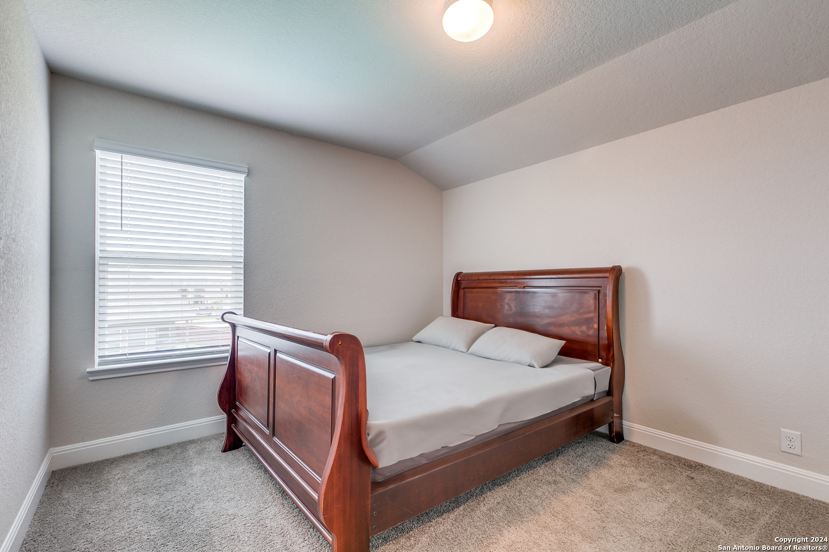 9402 Salers Spgs , San Antonio, TX, 78254-2584 | 1792057 | Realty Texas LLC