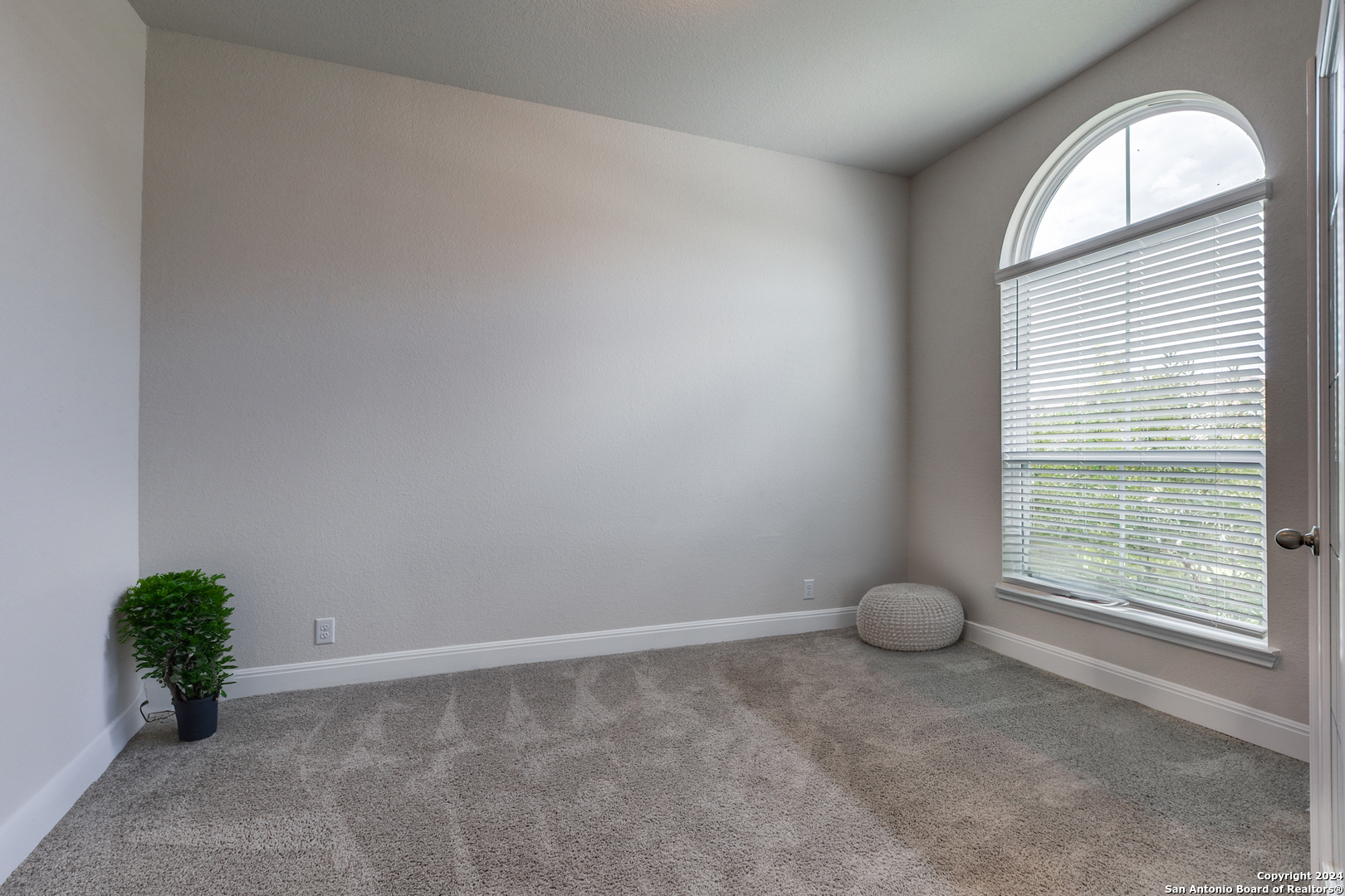 9402 Salers Spgs , San Antonio, TX, 78254-2584 | 1792057 | Realty Texas LLC