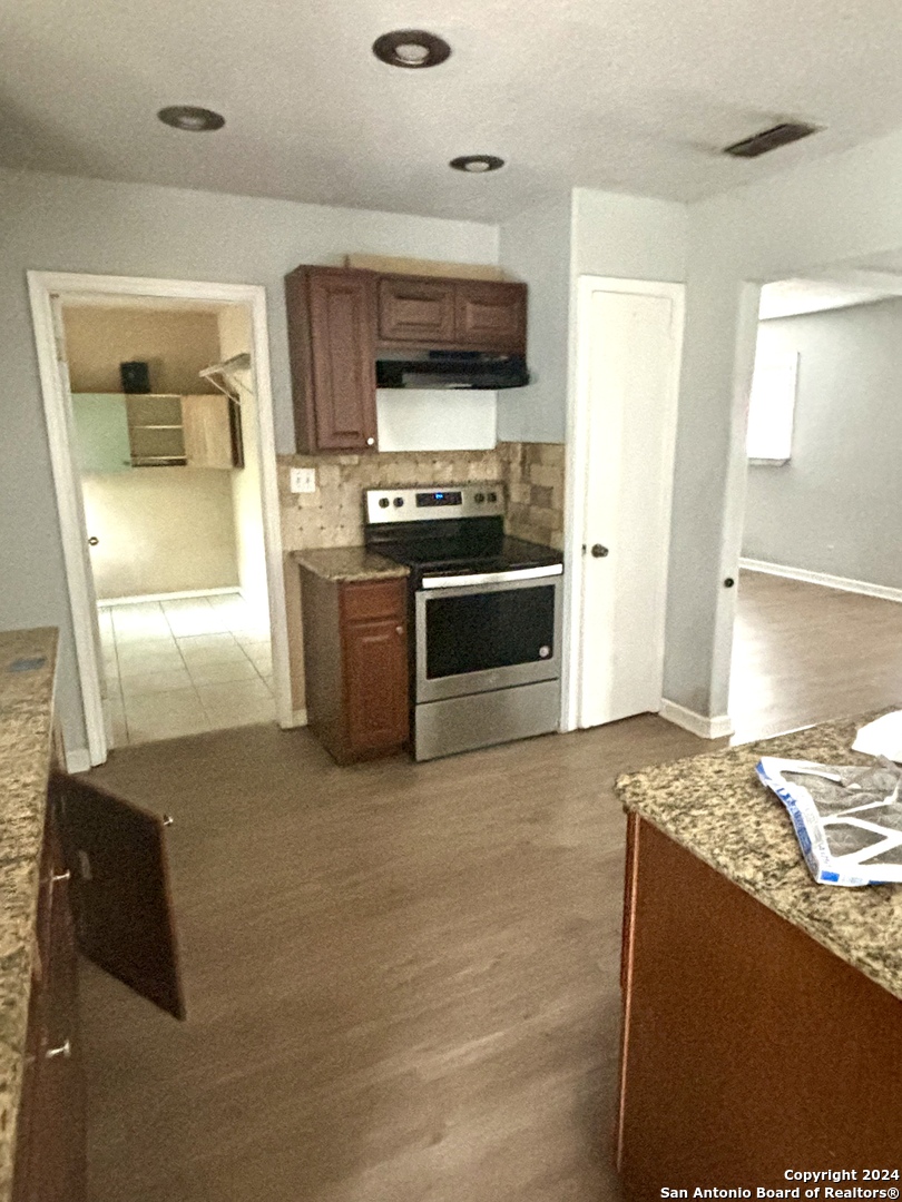 10907 Meadowhome St , San Antonio, TX, 78230-1728 | 1791996 | Realty Texas LLC