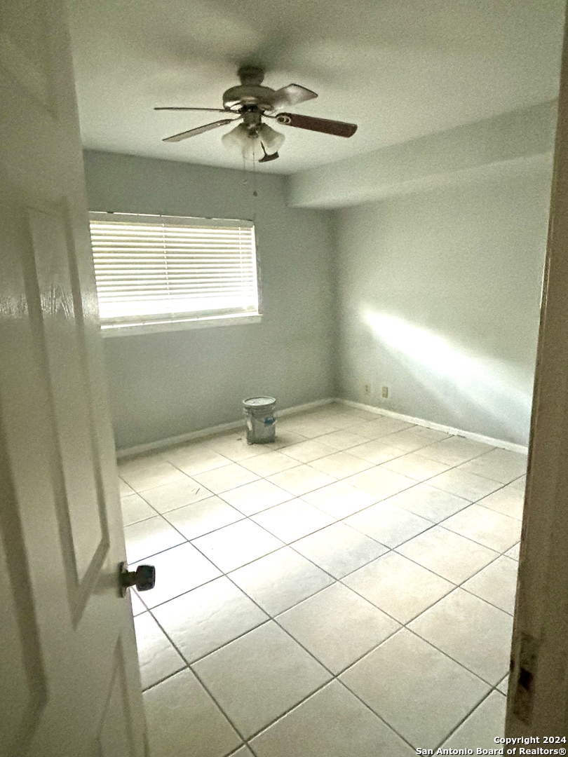 10907 Meadowhome St , San Antonio, TX, 78230-1728 | 1791996 | Realty Texas LLC