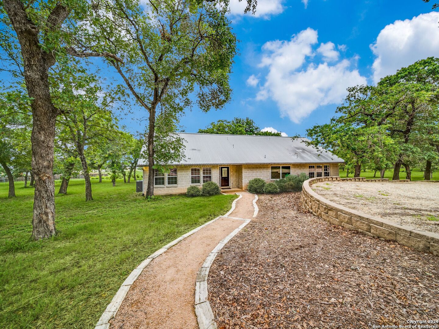 429 Hidden Deer , La Vernia, TX, 78121 | 1792494 | Realty Texas LLC