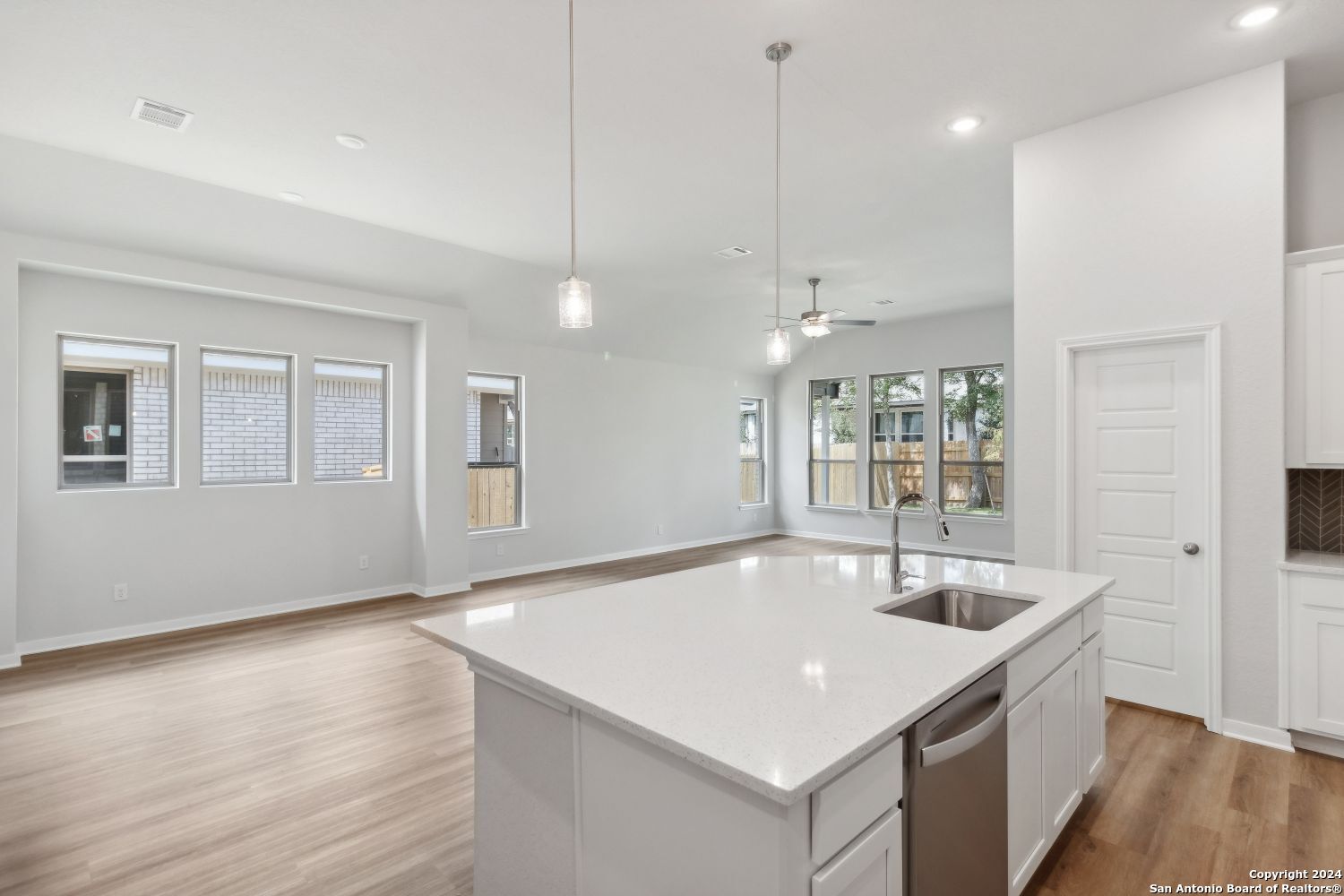 12513 Peckinpah Trl , San Antonio, TX, 78254 | 1792483 | Realty Texas LLC