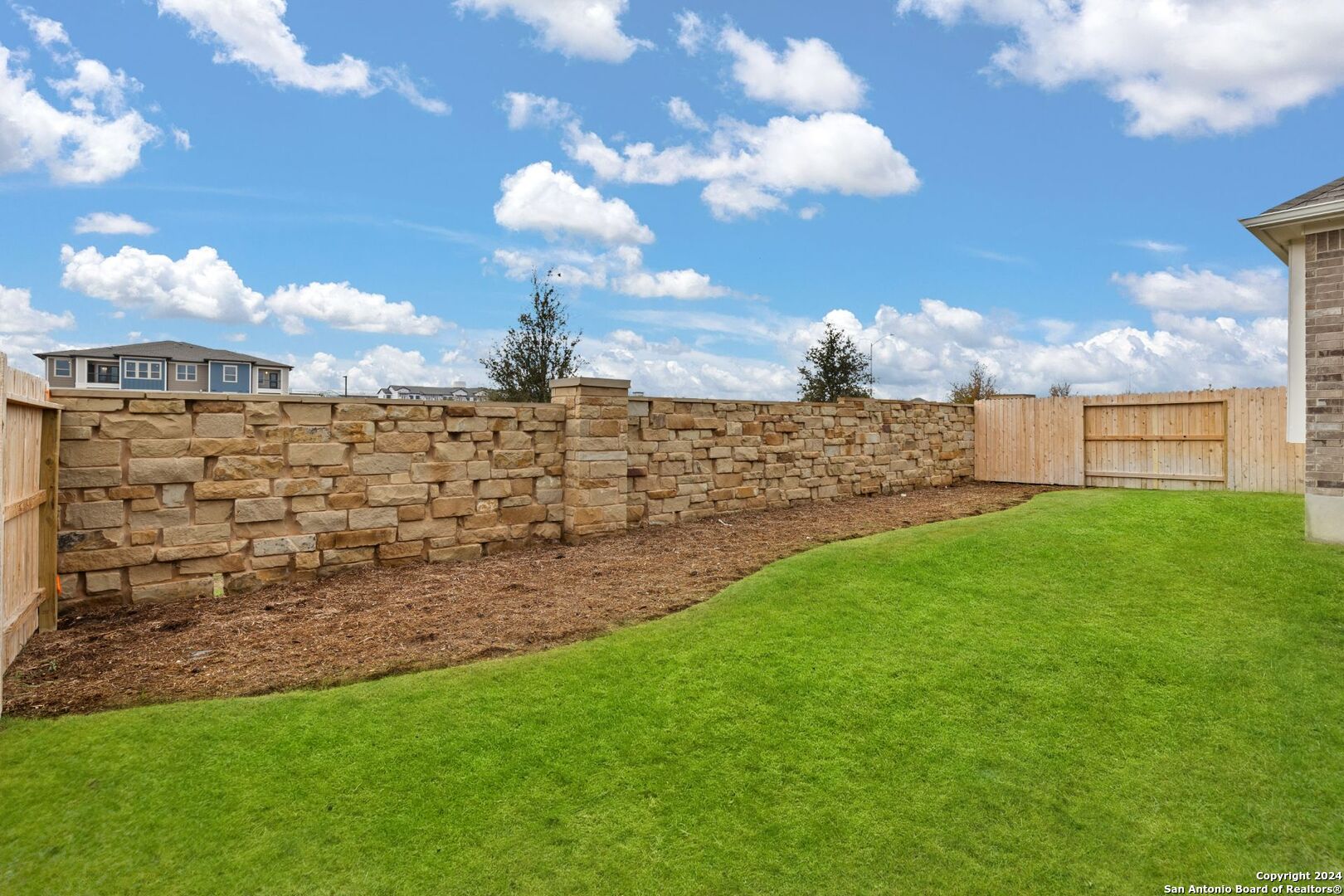 1827 Bighorn Trail , New Braunfels, TX, 78132 | 1793226 | Realty Texas LLC