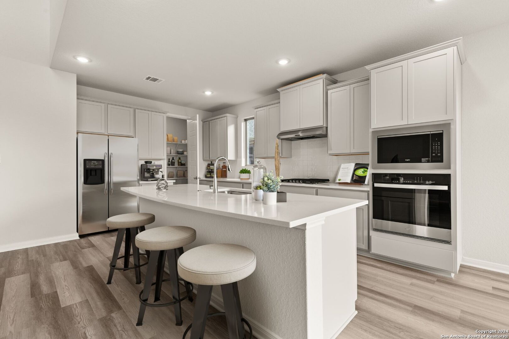 1827 Bighorn Trail , New Braunfels, TX, 78132 | 1793226 | Realty Texas LLC