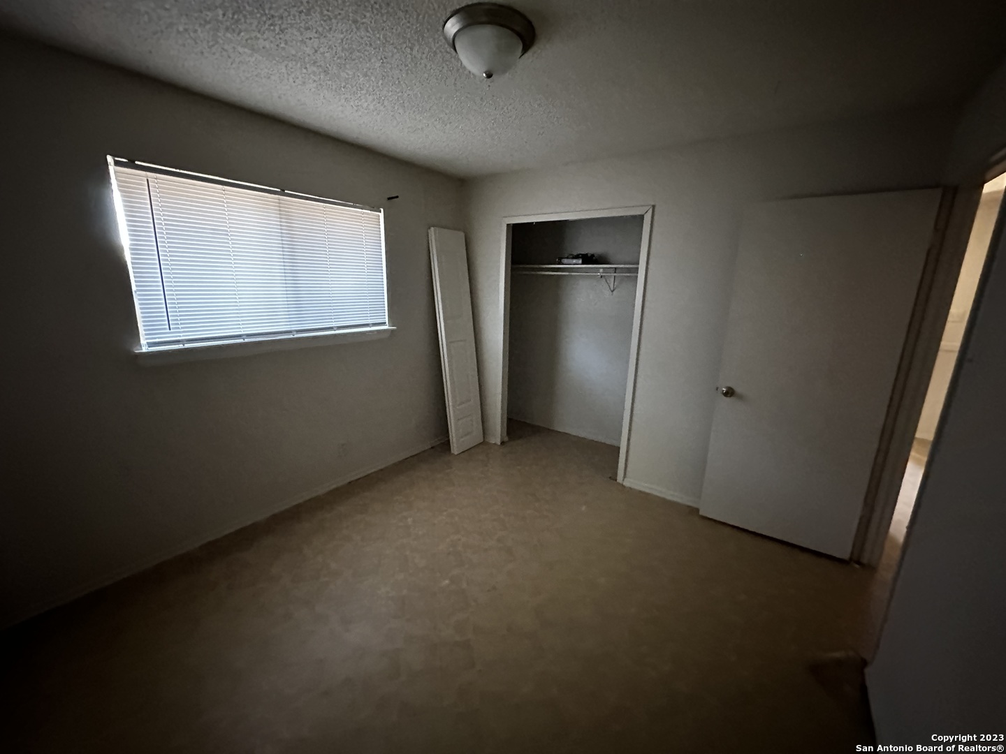 2701 Woodbury St , San Antonio, TX, 78217-5734 | 1794022 | Realty Texas LLC