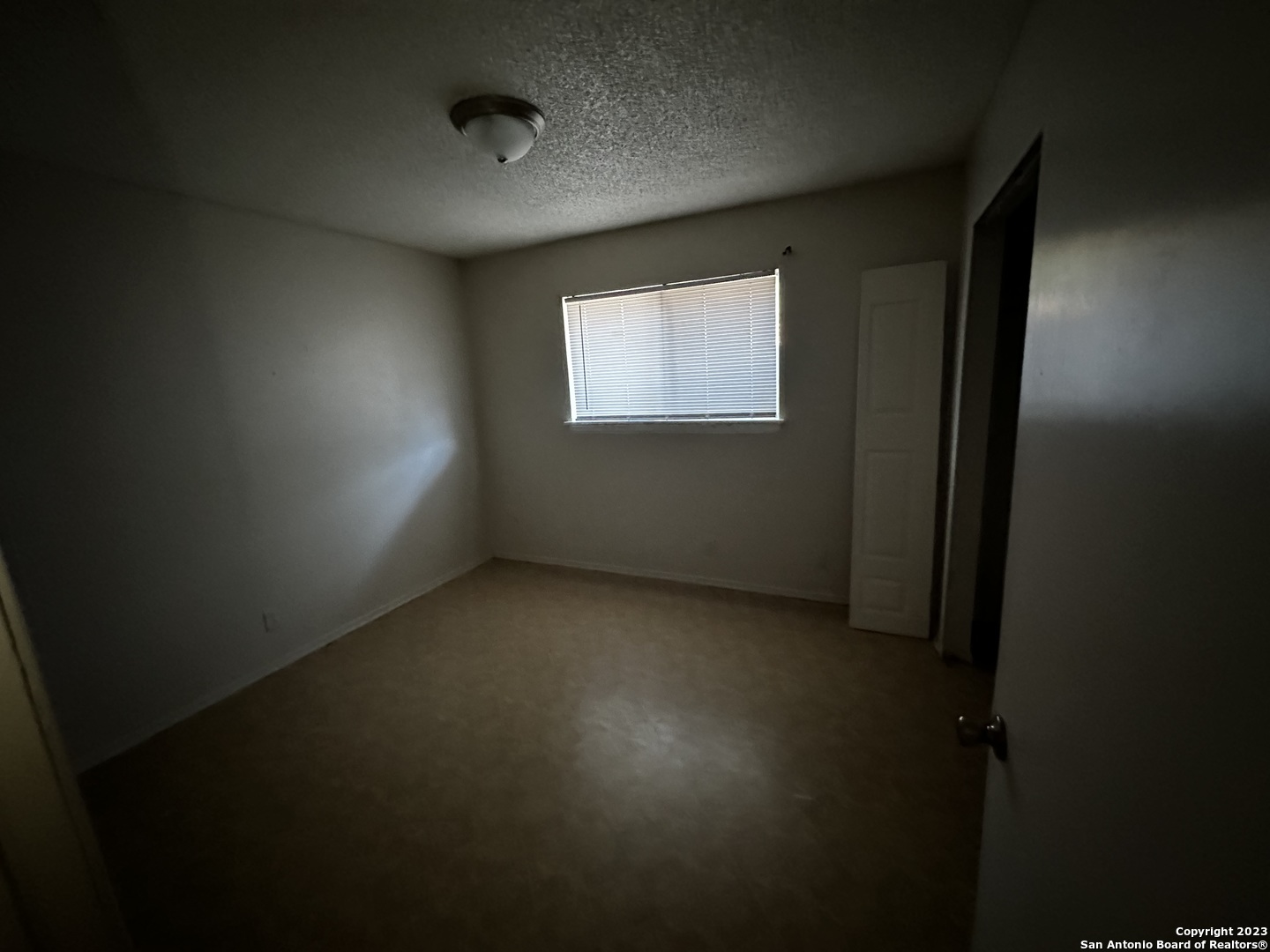 2701 Woodbury St , San Antonio, TX, 78217-5734 | 1794022 | Realty Texas LLC