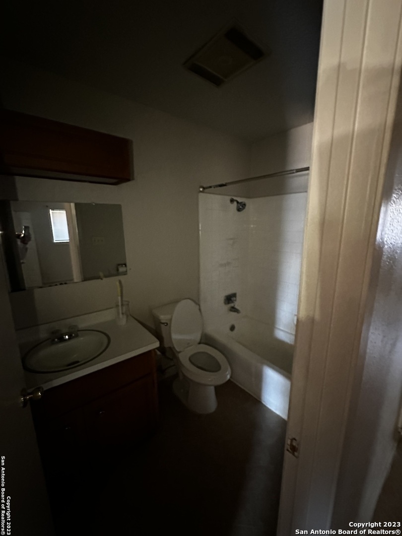 2701 Woodbury St , San Antonio, TX, 78217-5734 | 1794022 | Realty Texas LLC