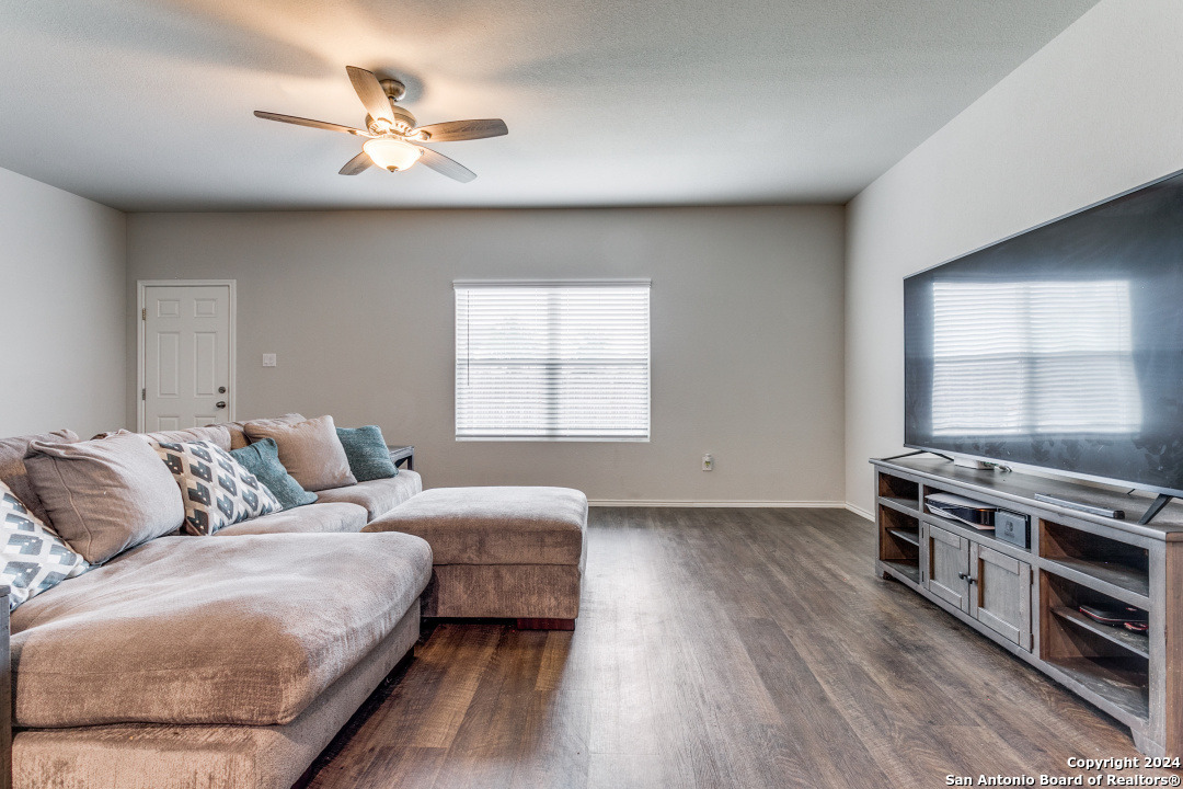 4506 Heathers Star St , St Hedwig, TX, 78152 | 1804370 | Realty Texas LLC