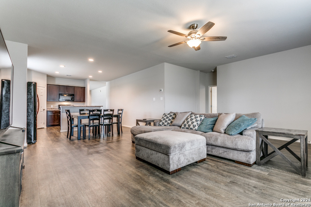 4506 Heathers Star St , St Hedwig, TX, 78152 | 1804370 | Realty Texas LLC