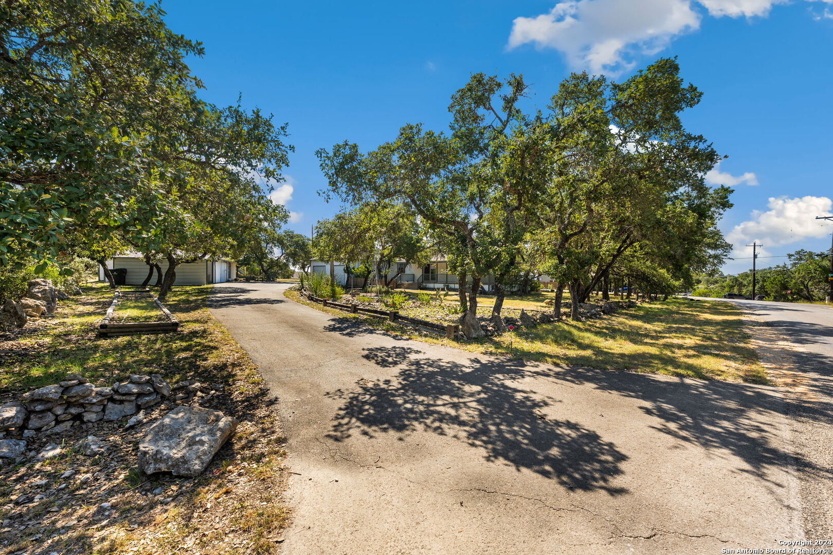 823 Rimrock Cove , Spring Branch, TX, 78070-5229 | 1803321 | Realty Texas LLC