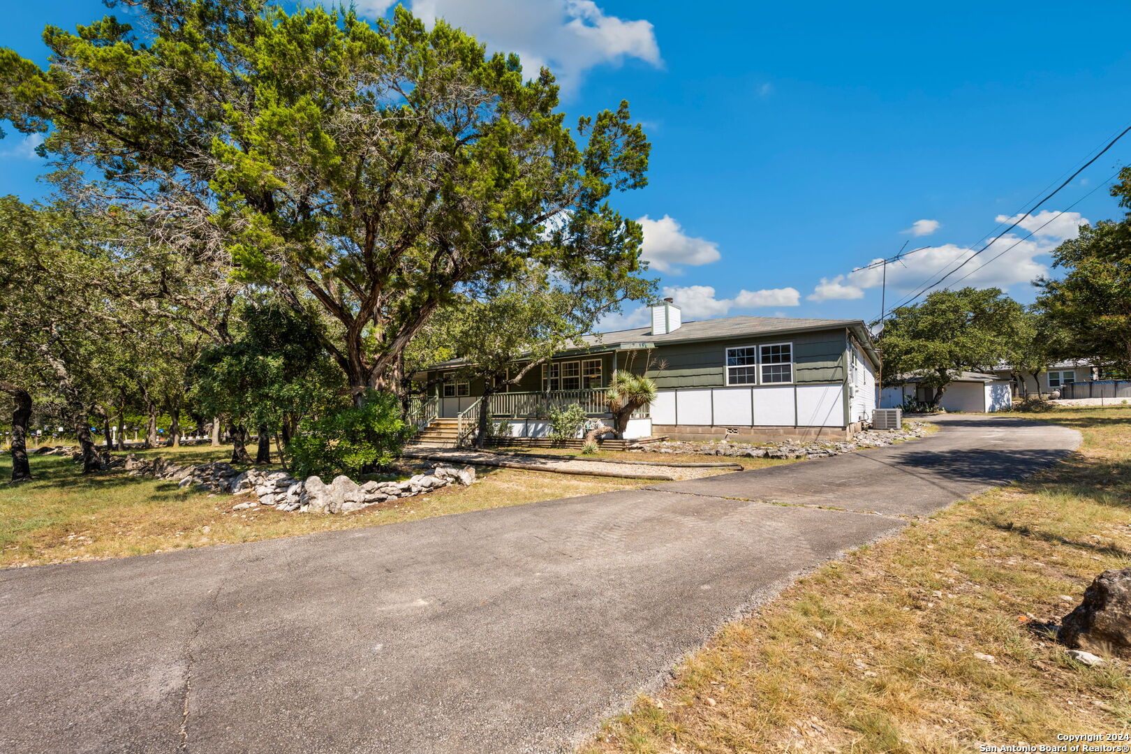 823 Rimrock Cove , Spring Branch, TX, 78070-5229 | 1803321 | Realty Texas LLC