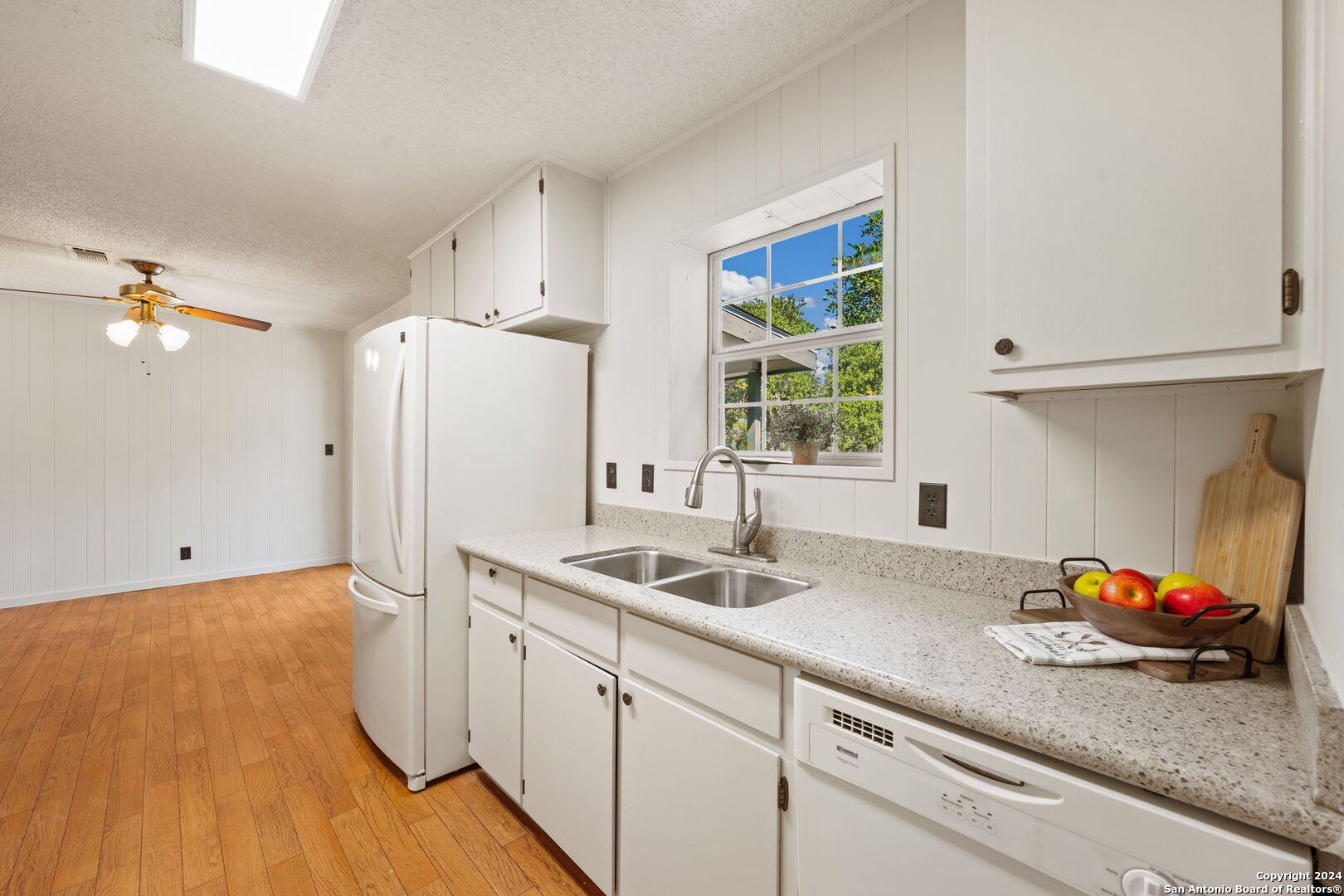 823 Rimrock Cove , Spring Branch, TX, 78070-5229 | 1803321 | Realty Texas LLC