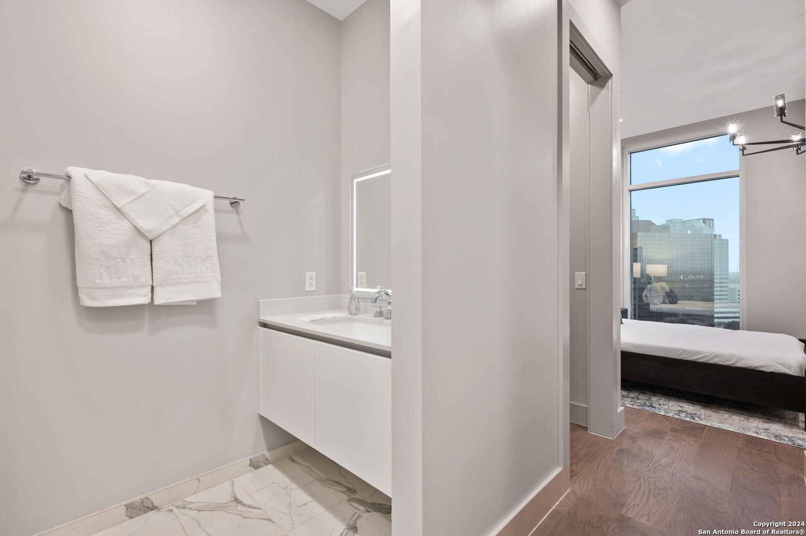 123 Lexington Ave 1308 , San Antonio, TX, 78205-1122 | 1798977 | Realty Texas LLC