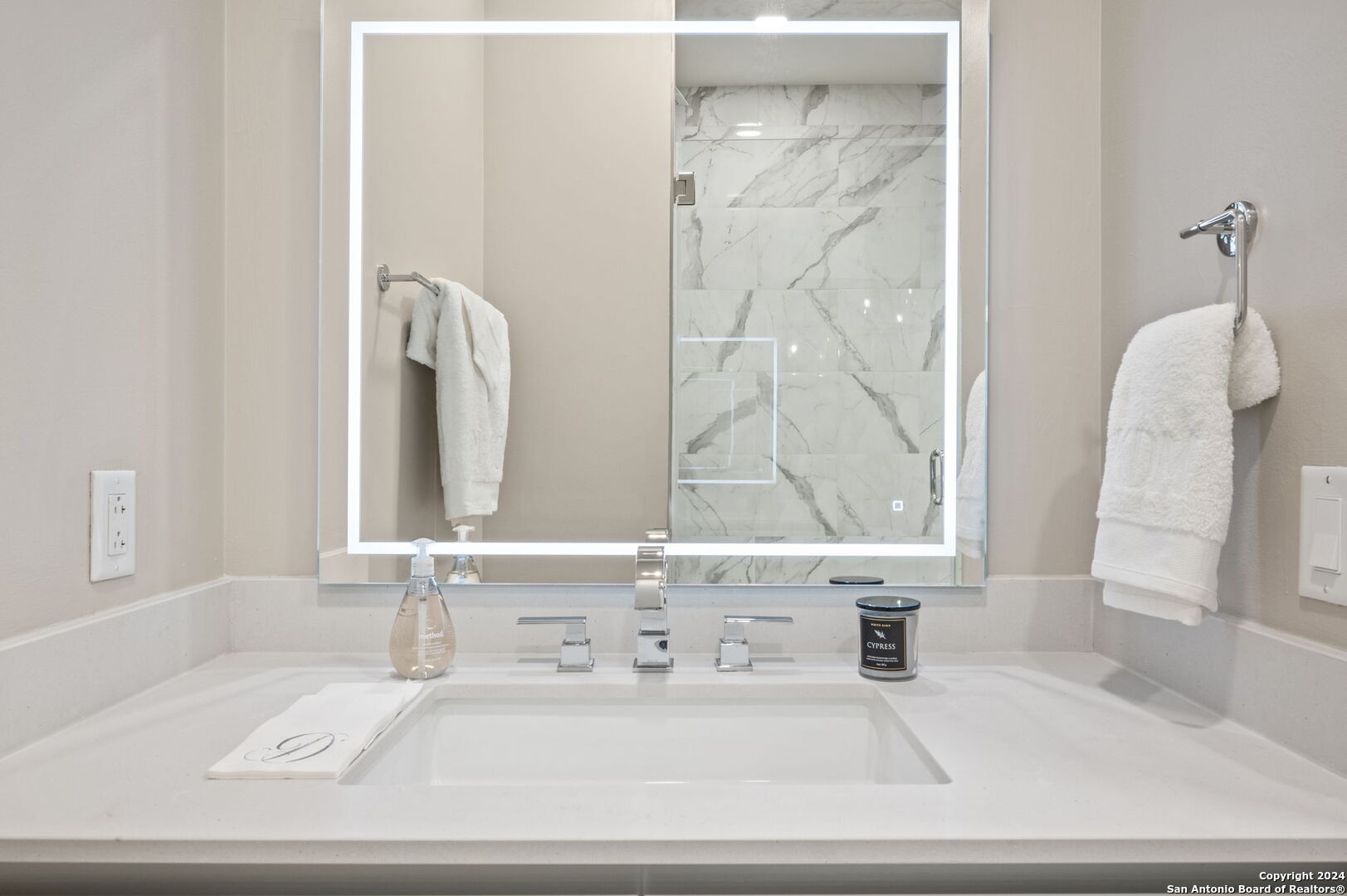 123 Lexington Ave 1308 , San Antonio, TX, 78205-1122 | 1798977 | Realty Texas LLC