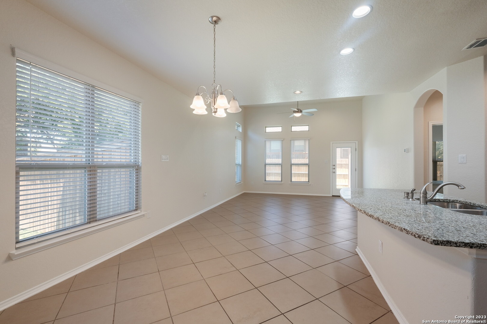 11723 Bricewood Heights , Helotes, TX, 78254 | 1802455 | Realty Texas LLC