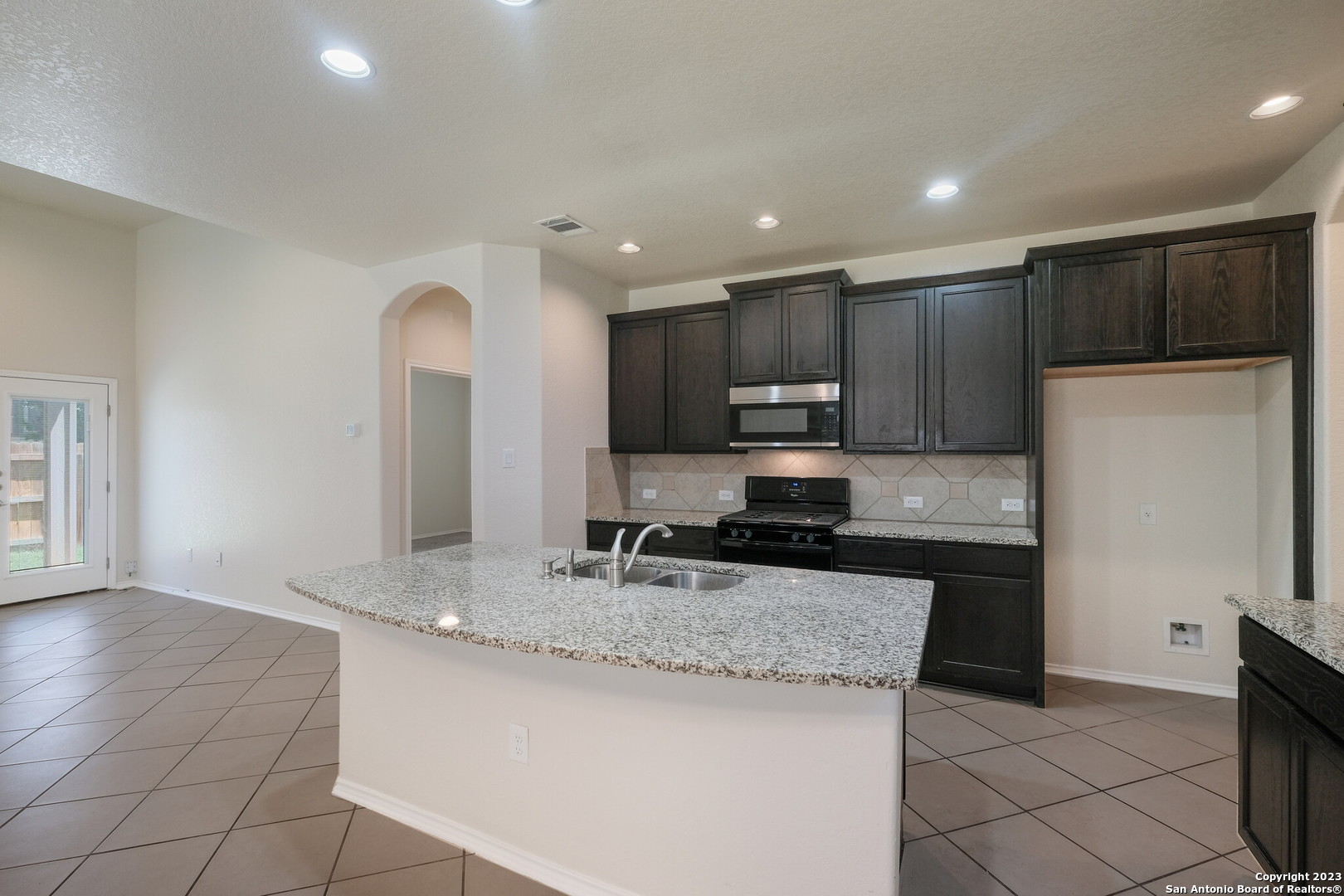 11723 Bricewood Heights , Helotes, TX, 78254 | 1802455 | Realty Texas LLC