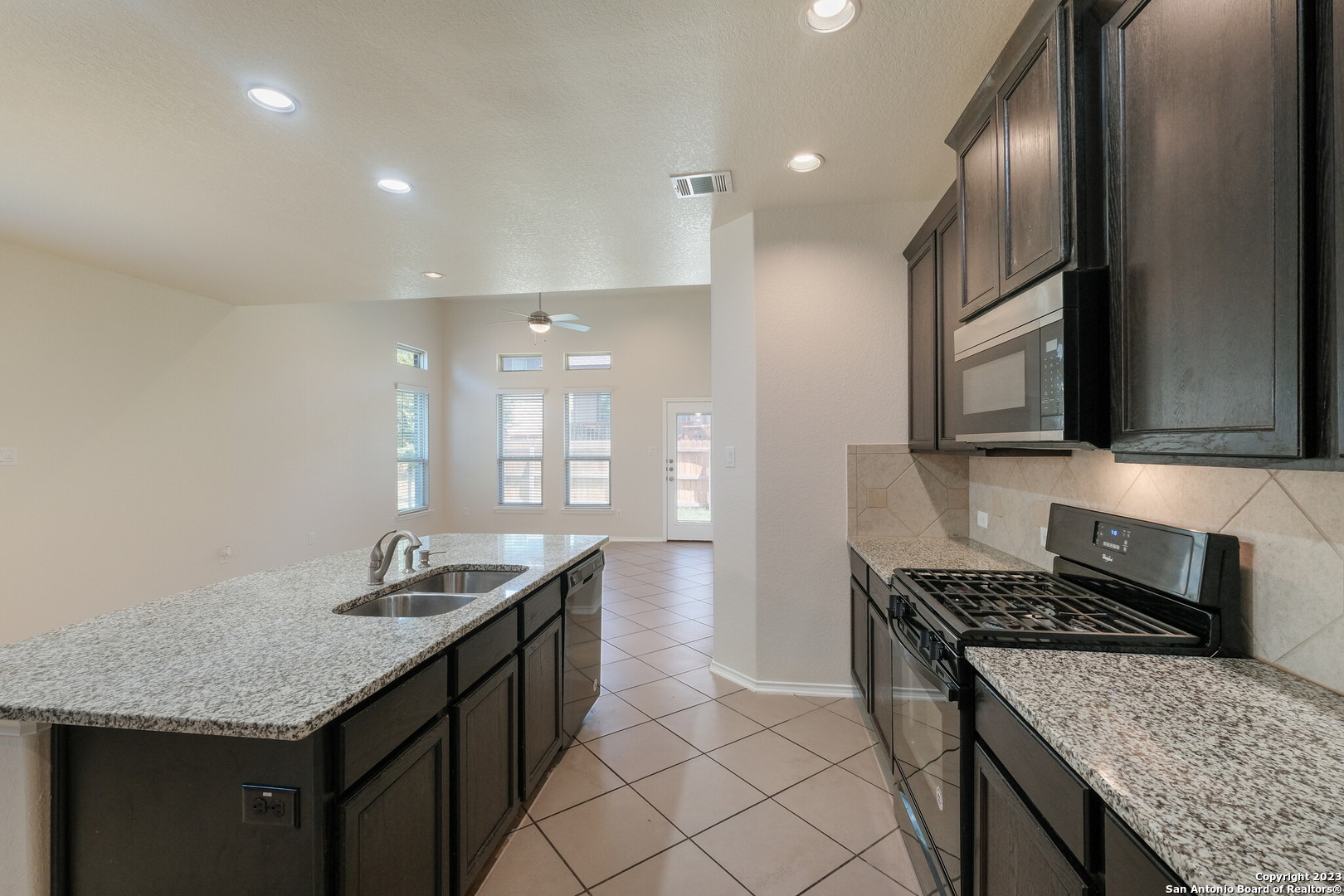 11723 Bricewood Heights , Helotes, TX, 78254 | 1802455 | Realty Texas LLC