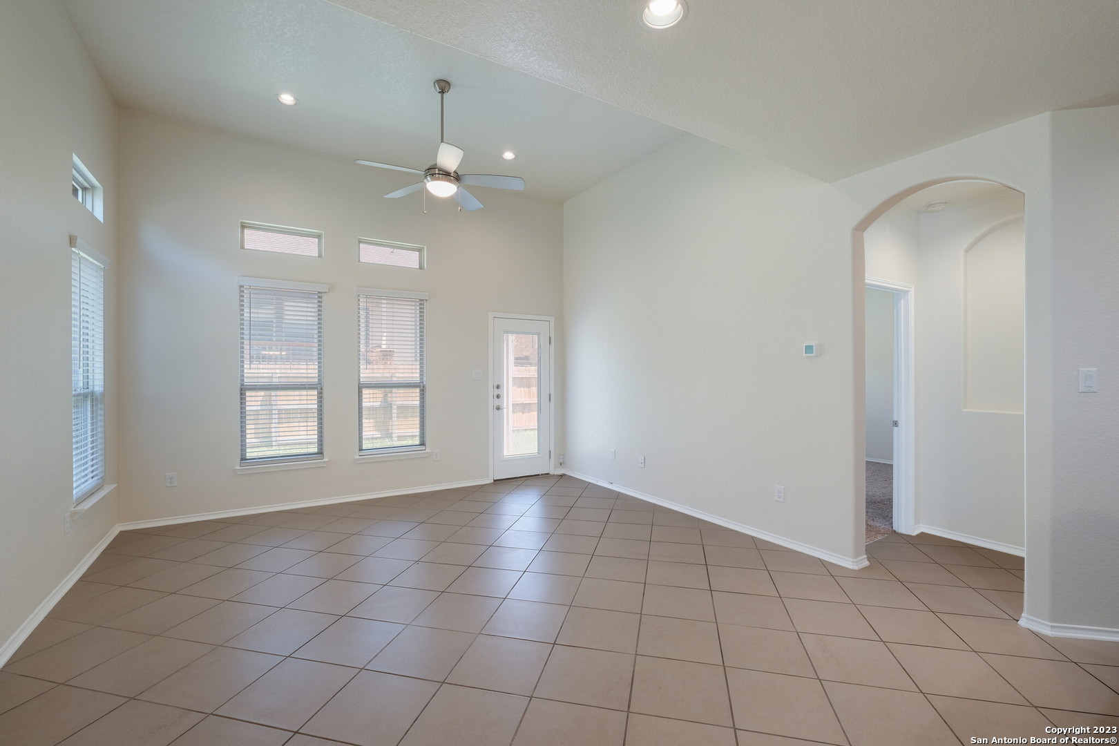 11723 Bricewood Heights , Helotes, TX, 78254 | 1802455 | Realty Texas LLC