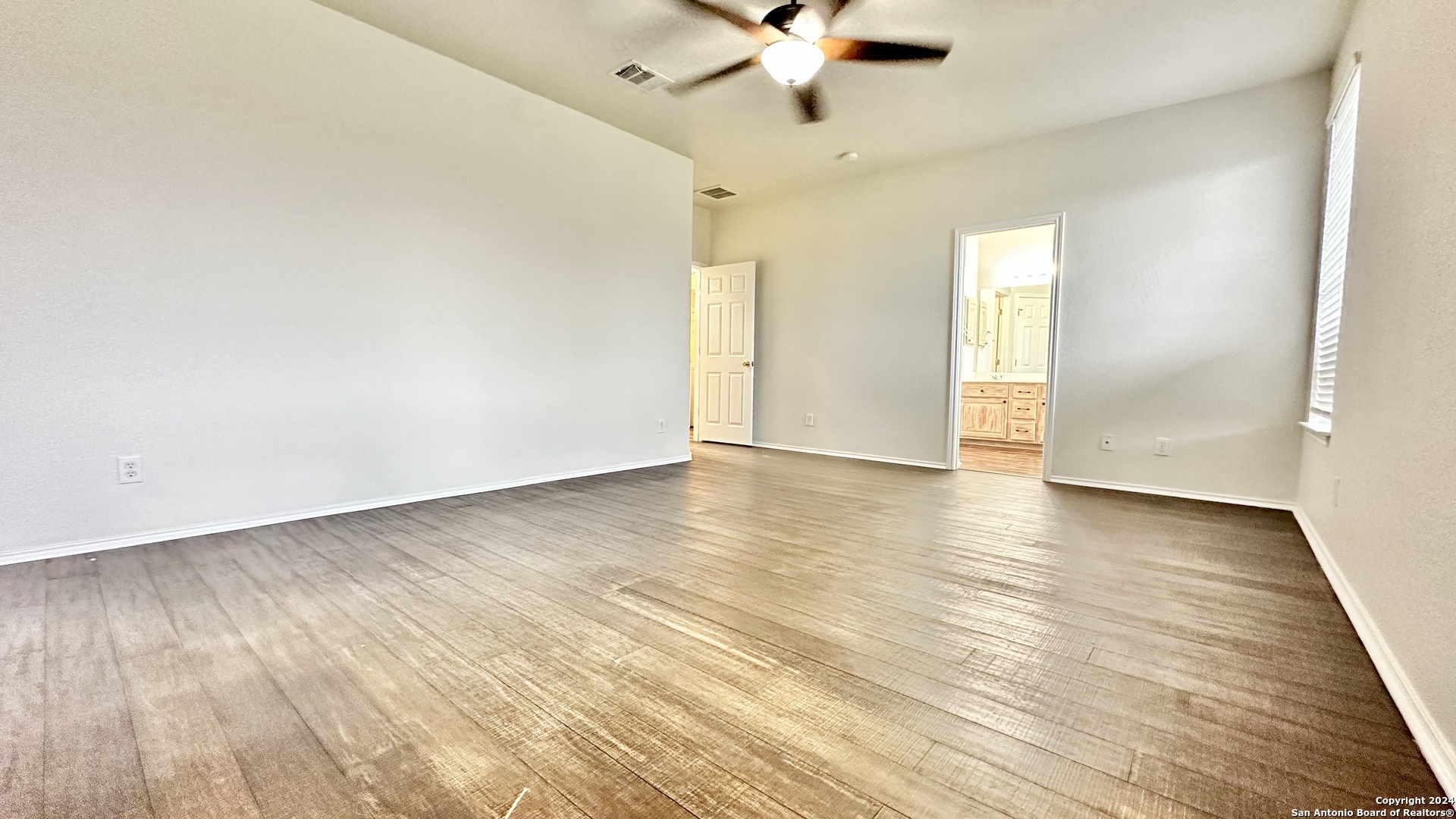 24526 Walnut Pass , San Antonio, TX, 78255 | 1799235 | Realty Texas LLC