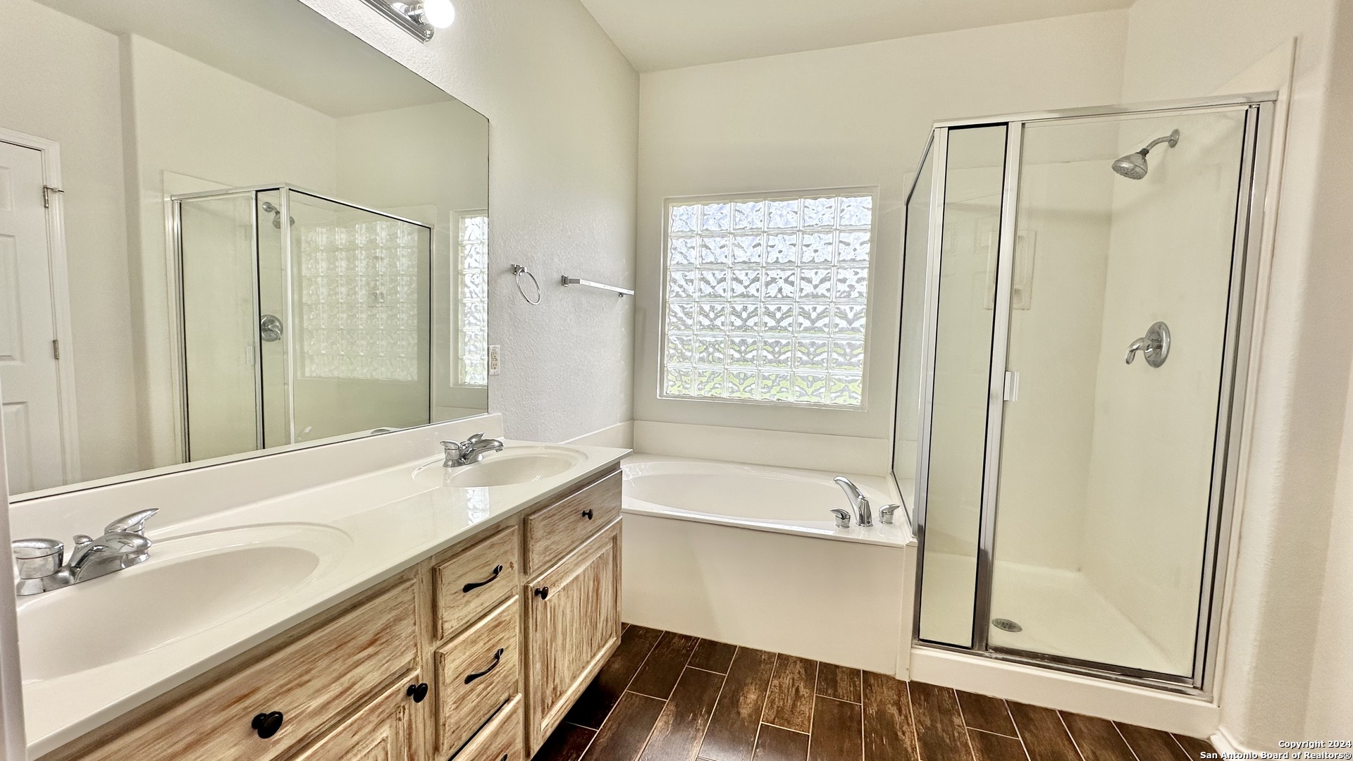24526 Walnut Pass , San Antonio, TX, 78255 | 1799235 | Realty Texas LLC