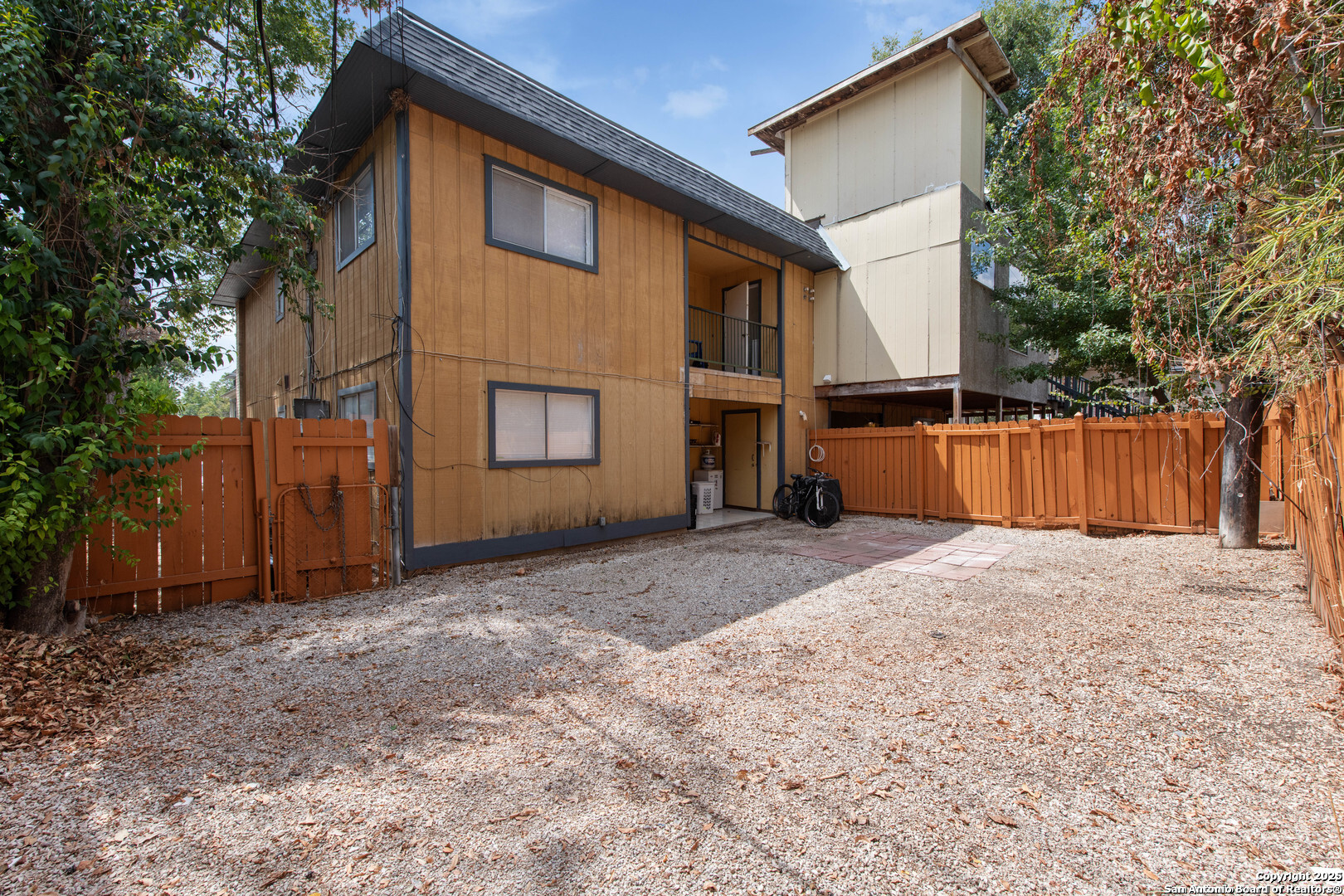221 E Craig Pl 4 , San Antonio, TX, 78212 | 1806568 | Realty Texas LLC