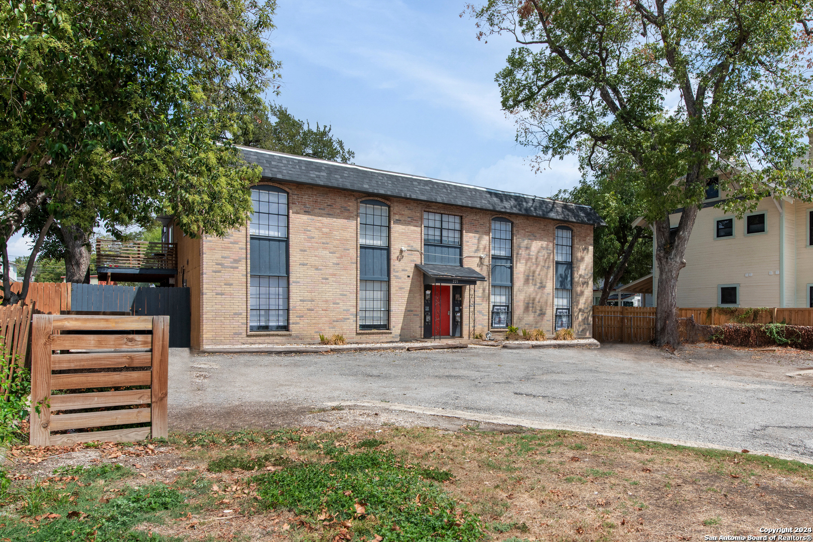 221 E Craig Pl 4 , San Antonio, TX, 78212 | 1806568 | Realty Texas LLC