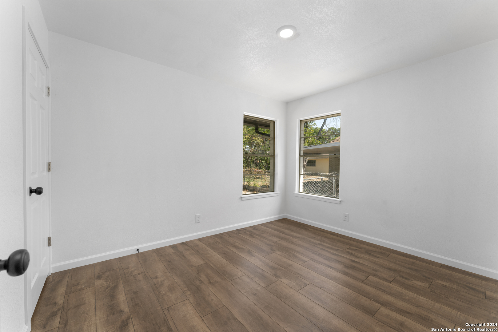 3710 Kirby Dr , Kirby, TX, 78219 | 1803210 | Realty Texas LLC