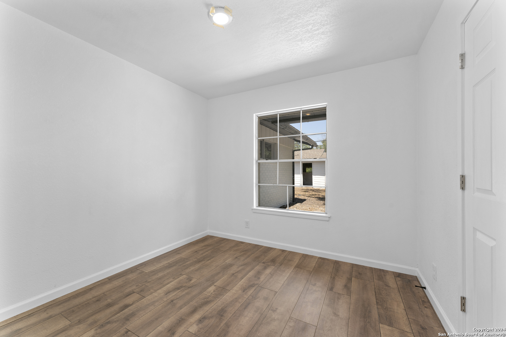 3710 Kirby Dr , Kirby, TX, 78219 | 1803210 | Realty Texas LLC