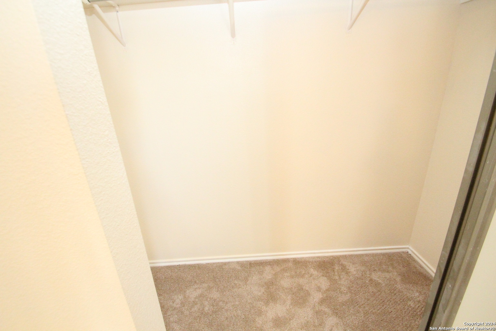 215 Empresario Drive , San Antonio, TX, 78253 | 1807379 | Realty Texas LLC