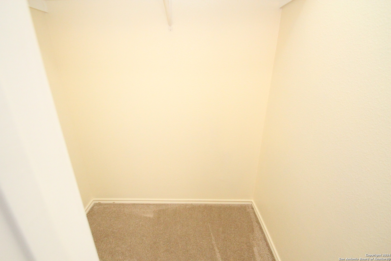 215 Empresario Drive , San Antonio, TX, 78253 | 1807379 | Realty Texas LLC