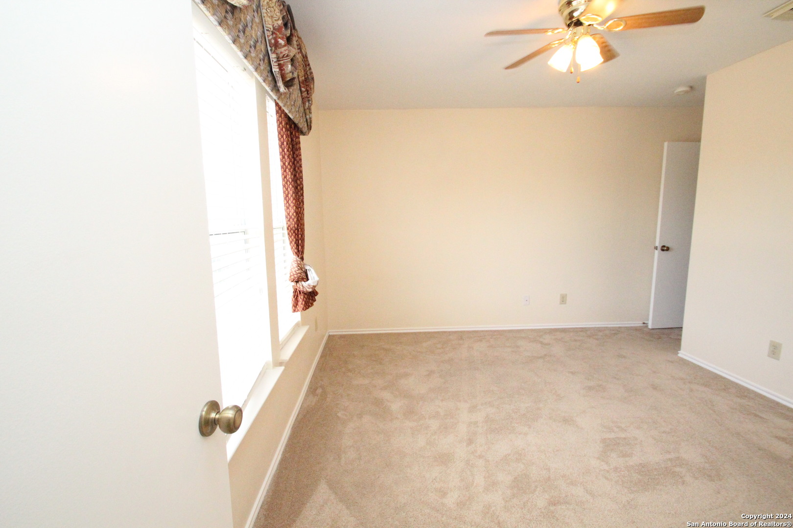 215 Empresario Drive , San Antonio, TX, 78253 | 1807379 | Realty Texas LLC