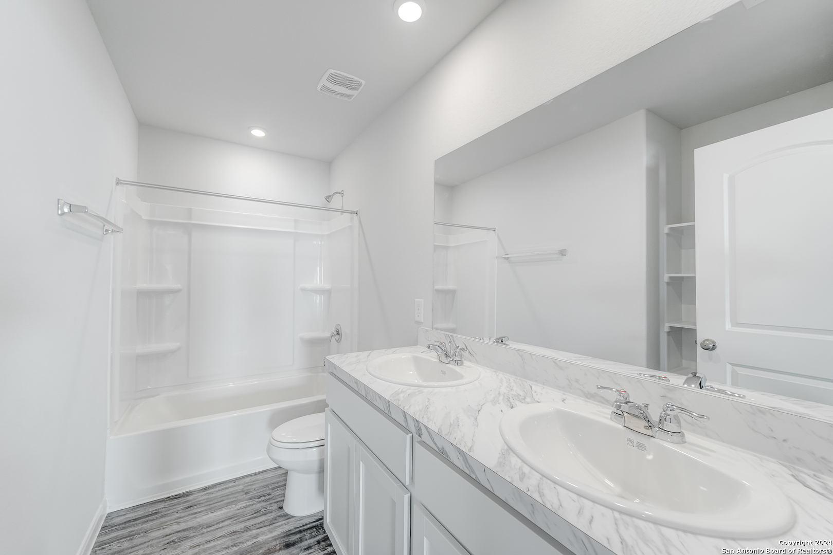 401 Jean St. , Seguin, TX, 78155 | 1807780 | Realty Texas LLC