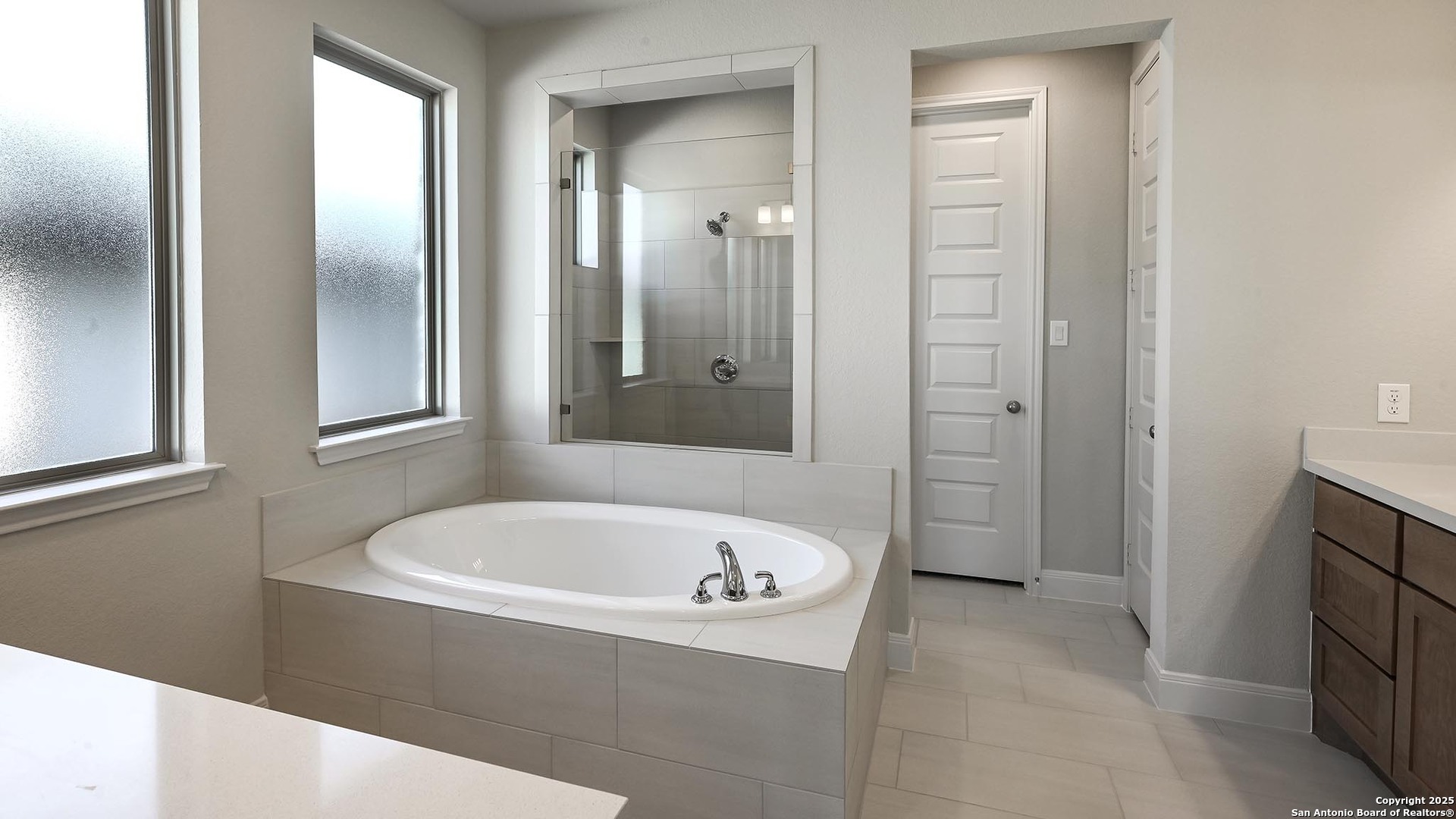 504 Athabaska Trail , New Braunfels, TX, 78130 | 1807619 | Realty Texas LLC