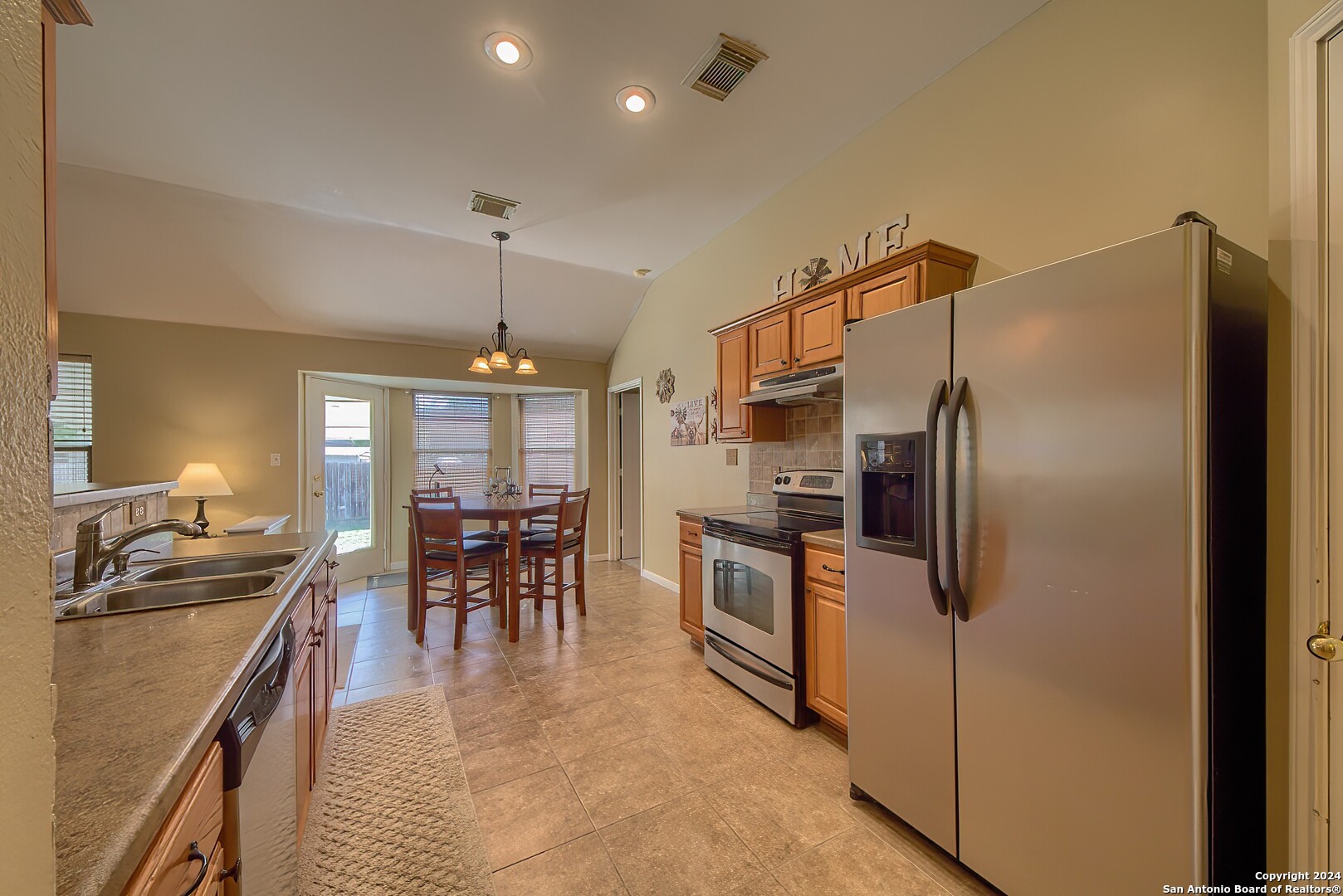 8222 Coppergate , Converse, TX, 78109-3919 | 1808902 | Realty Texas LLC