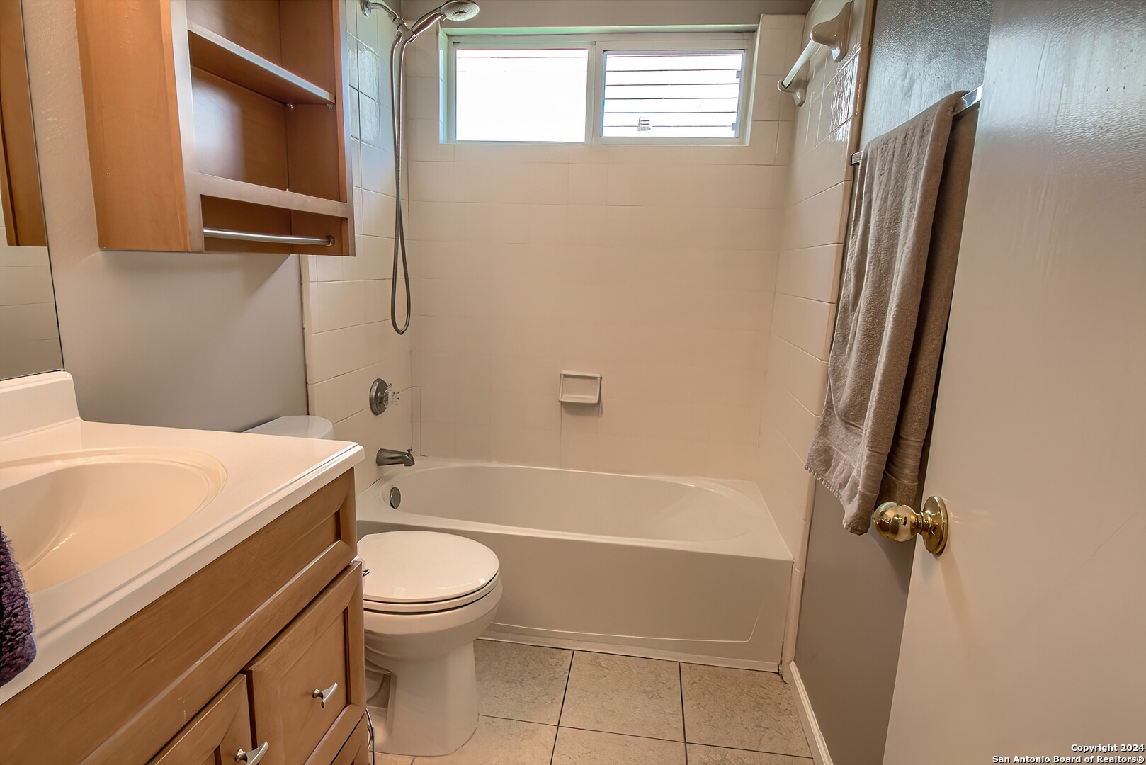 8222 Coppergate , Converse, TX, 78109-3919 | 1808902 | Realty Texas LLC