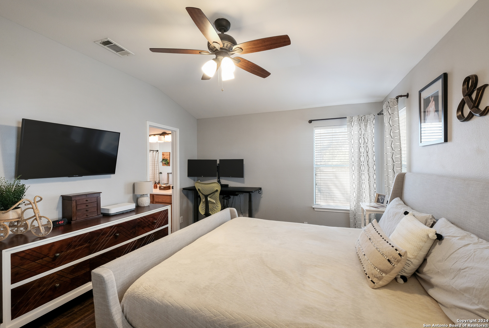 1231 Tiger Path , San Antonio, TX, 78251 | 1808737 | Realty Texas LLC