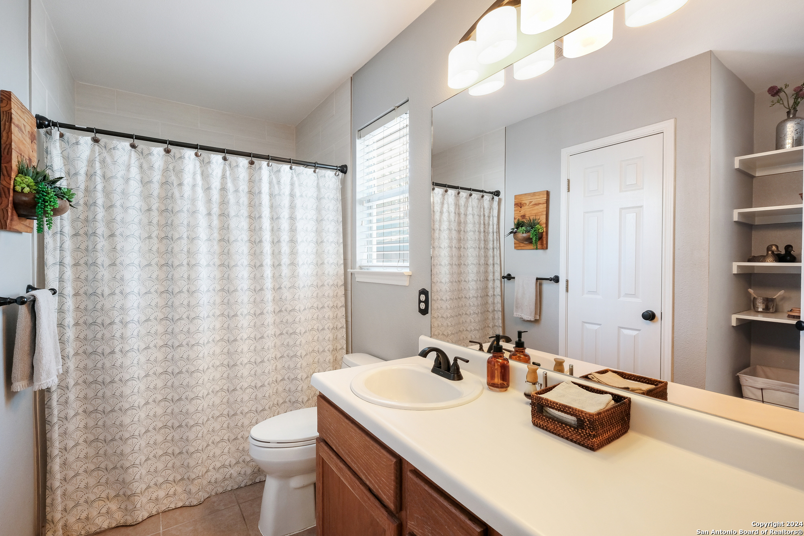 1231 Tiger Path , San Antonio, TX, 78251 | 1808737 | Realty Texas LLC