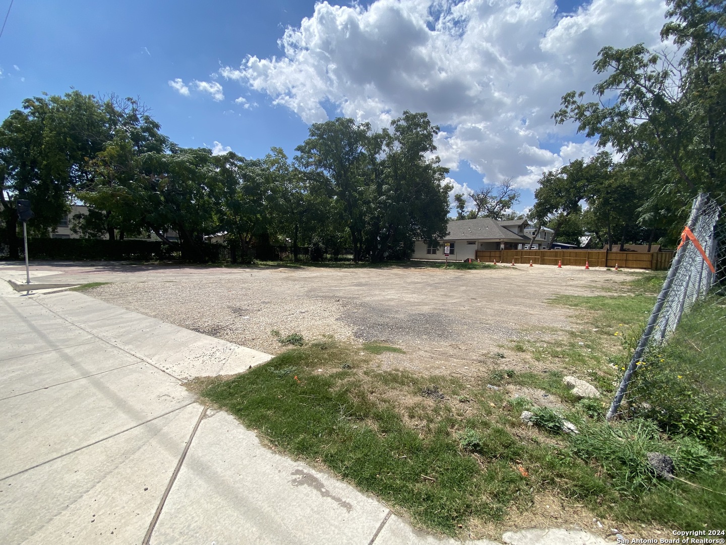 615 Roosevelt , San Antonio, TX, 78210 | 1809372 | Realty Texas LLC