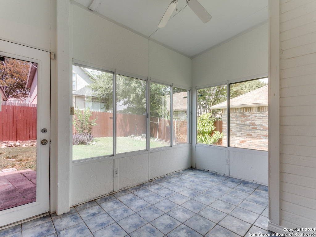 5863 Spring Cabin , San Antonio, TX, 78247-1962 | 1809578 | Realty Texas LLC
