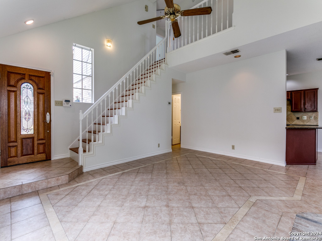 5863 Spring Cabin , San Antonio, TX, 78247-1962 | 1809578 | Realty Texas LLC