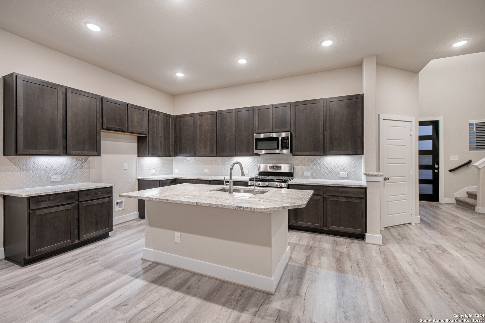 12819 Dewberry Creek , San Antonio, TX, 78254 | 1798909 | Realty Texas LLC