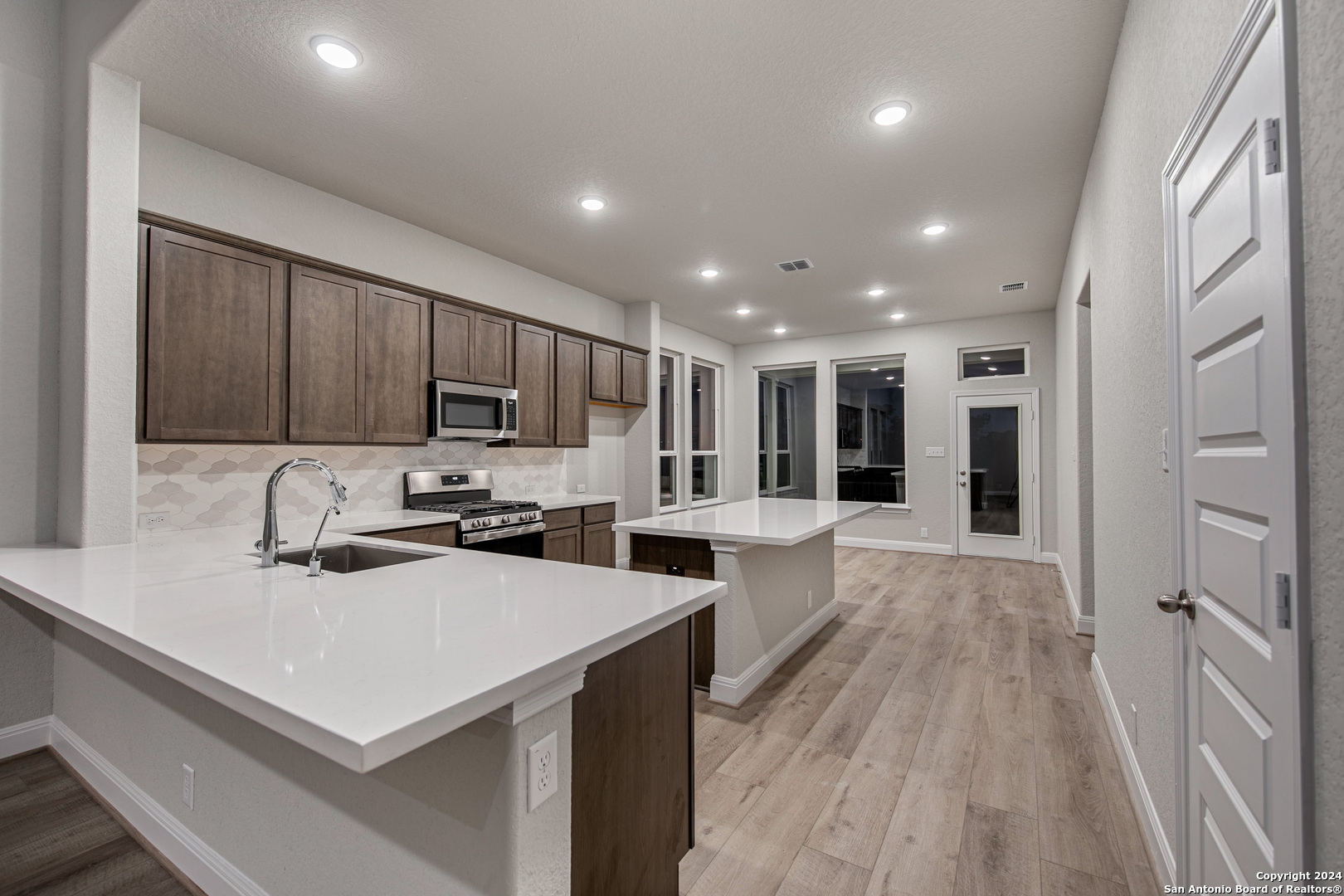 12803 Dewberry Creek , San Antonio, TX, 78254 | 1798894 | Realty Texas LLC