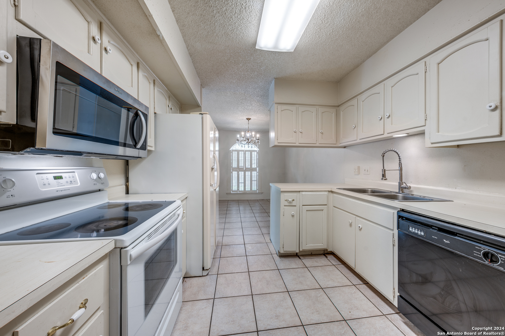 8915 Datapoint Dr 40 A , San Antonio, TX, 78229-2554 | 1811025 | Realty Texas LLC