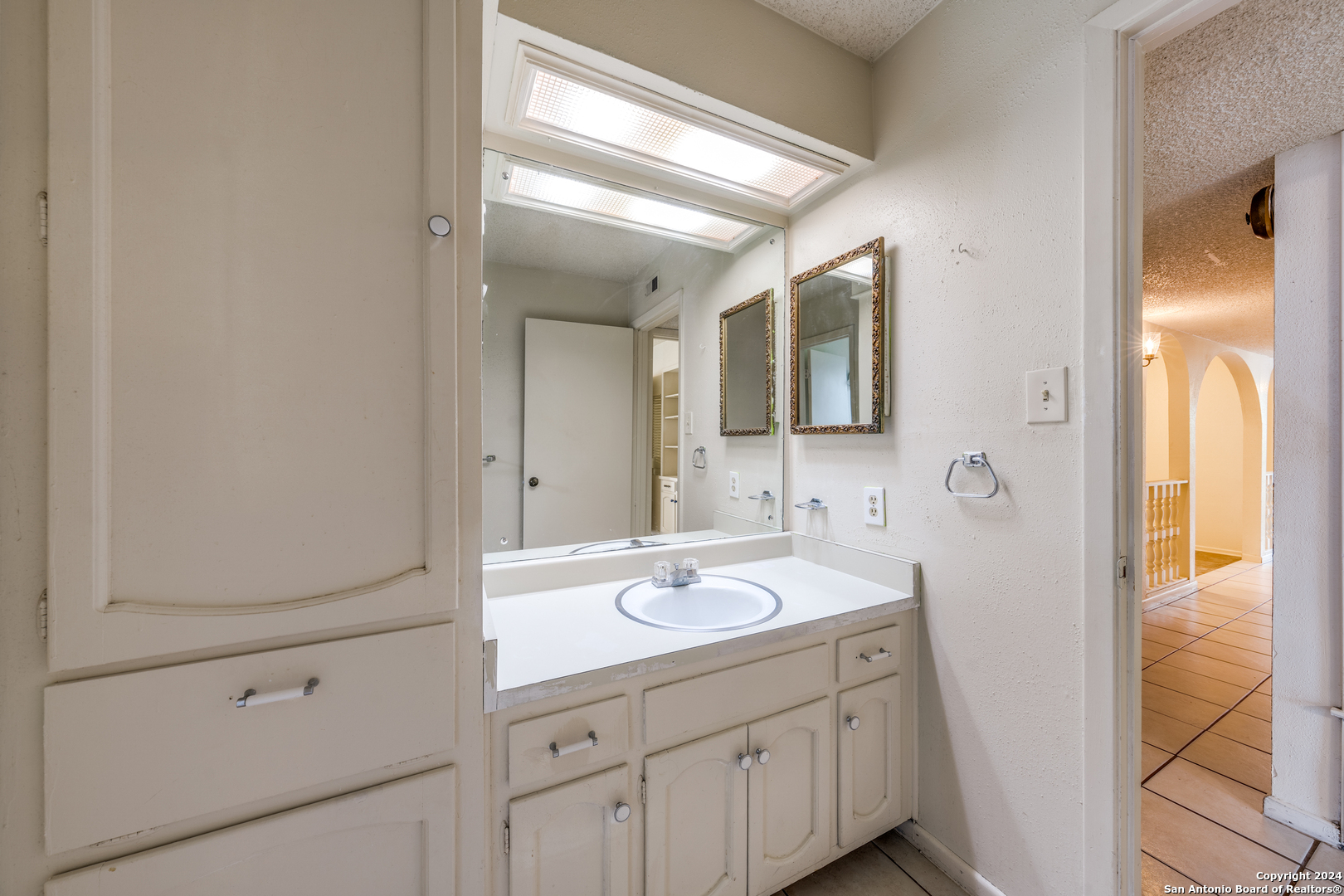 8915 Datapoint Dr 40 A , San Antonio, TX, 78229-2554 | 1811025 | Realty Texas LLC